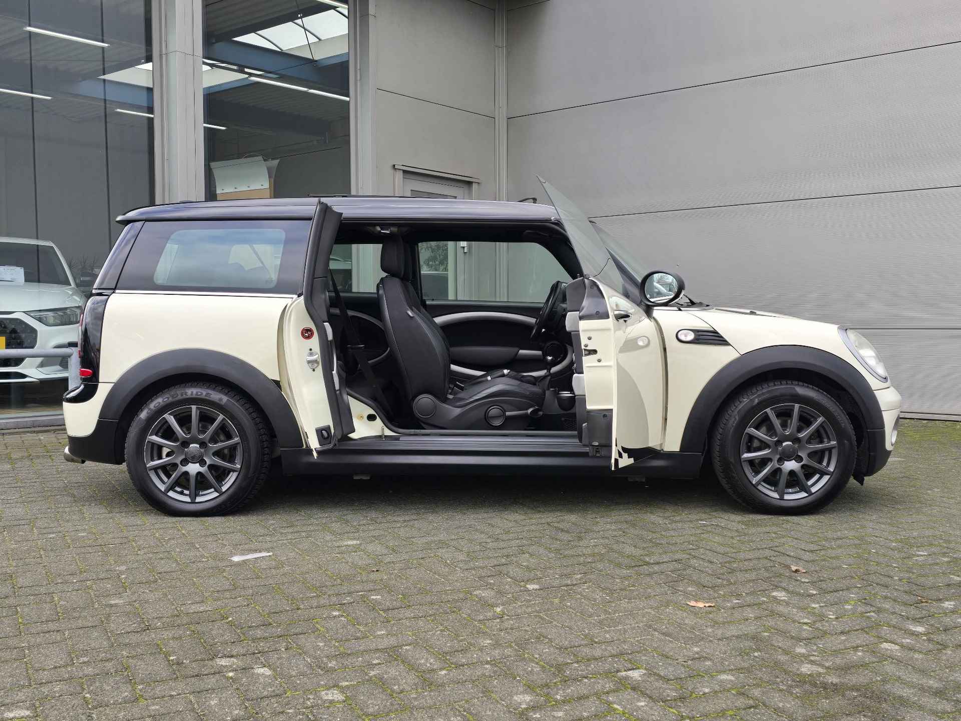 Mini Mini Clubman 1.6 Cooper Pepper - 36/44