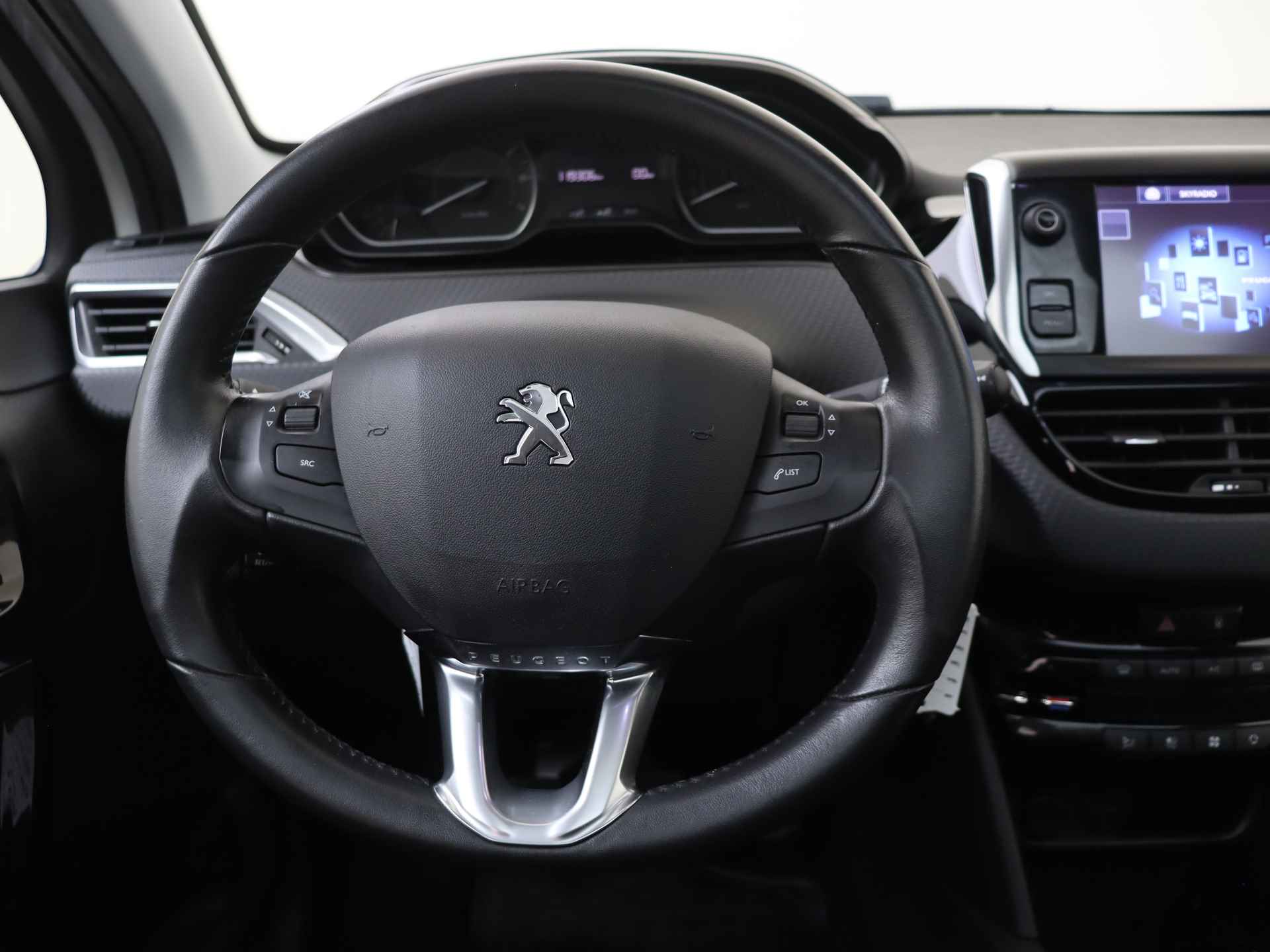 Peugeot 208 Style | Climate Control | Panoramadak | Parkeerhulp Achter - 7/41