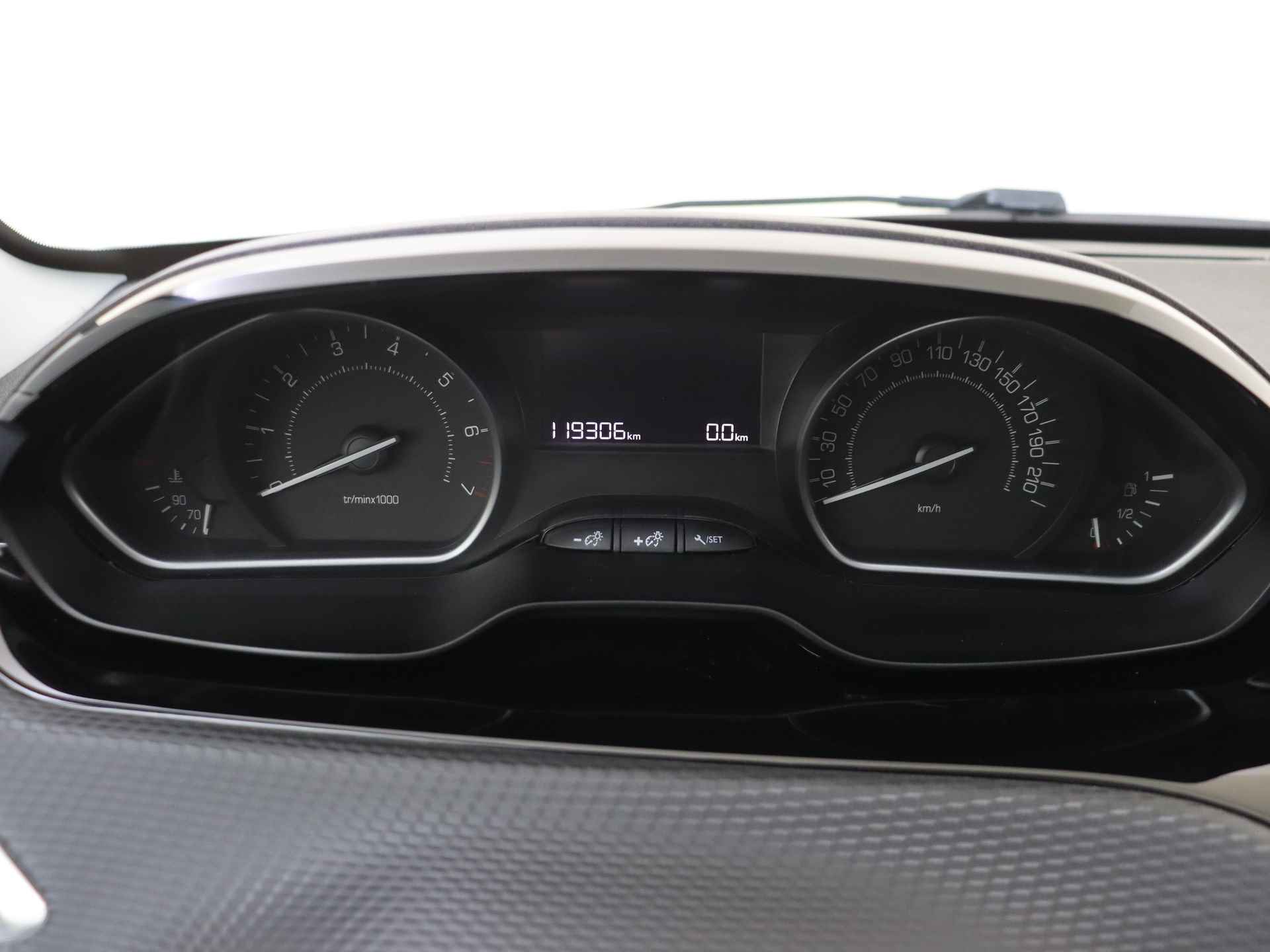 Peugeot 208 Style | Climate Control | Panoramadak | Parkeerhulp Achter - 8/41