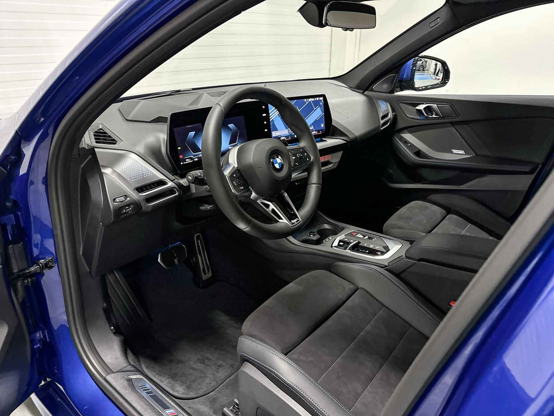 BMW 1 Serie 120 | M-Sport Pro | Innovation Pack | Harman/Kardon | Panoramadak | Head-up Display | Comfort Access - 20/21