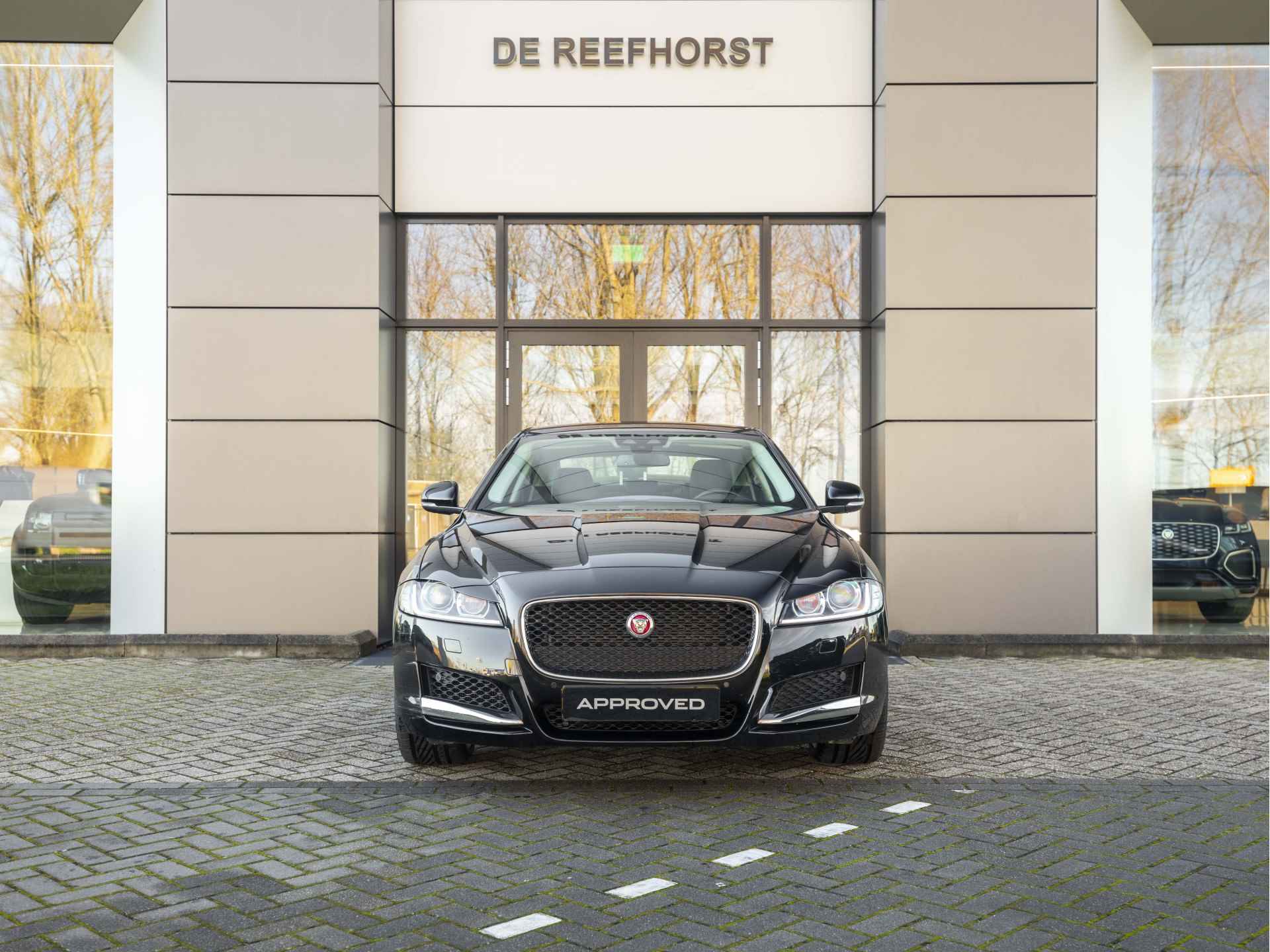 Jaguar XF 2.0 Portfolio | Leder | Camera | 20'' Diamond Turned | 24 maanden garantie - 4/53