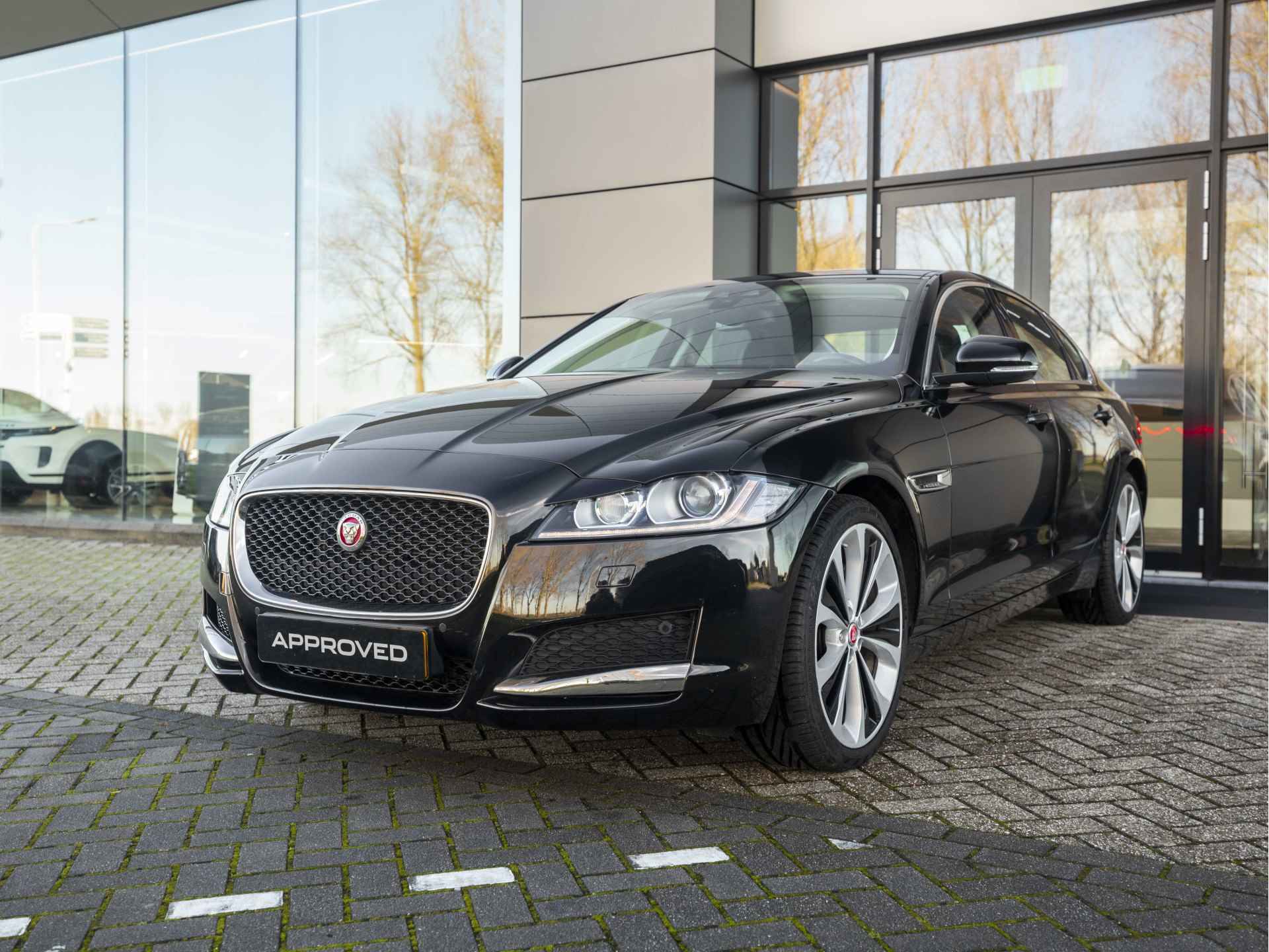 Jaguar XF 2.0 Portfolio | Leder | Camera | 20'' Diamond Turned | 24 maanden garantie - 5/53