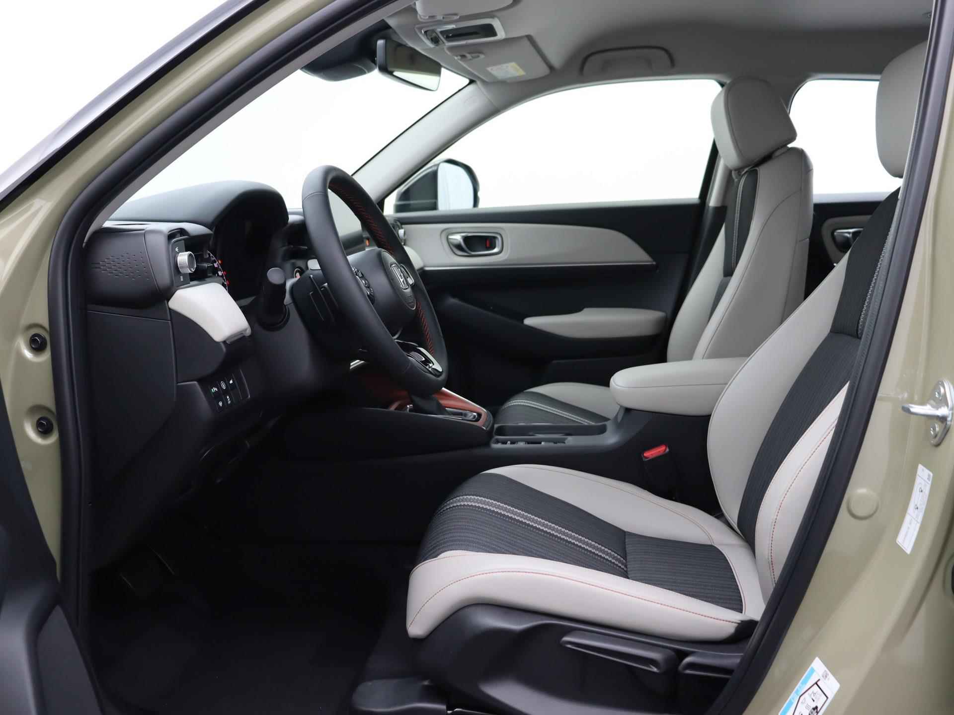 Honda HR-V 1.5 e:HEV Advance Style | Incl. € 3000,- voorraad voordeel! | Direct uit voorraad leverbaar! | Tot 10 jaar garantie!* | Navigatie | Elektrische kofferklep | Stuurverwarming | - 5/34