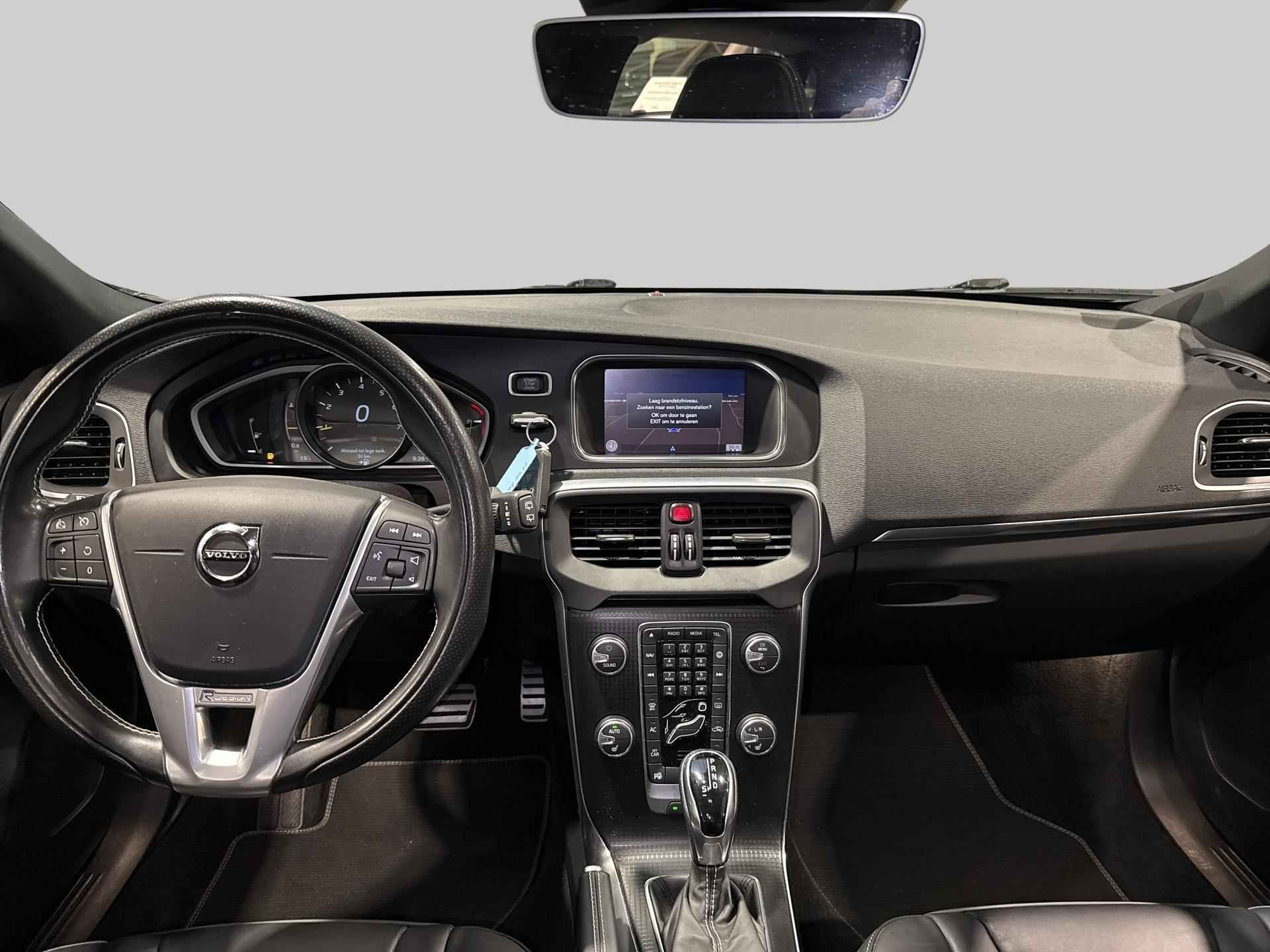 Volvo V40 2.0 T4 Business Sport | AUTOMAAT | Trekhaak - 10/24