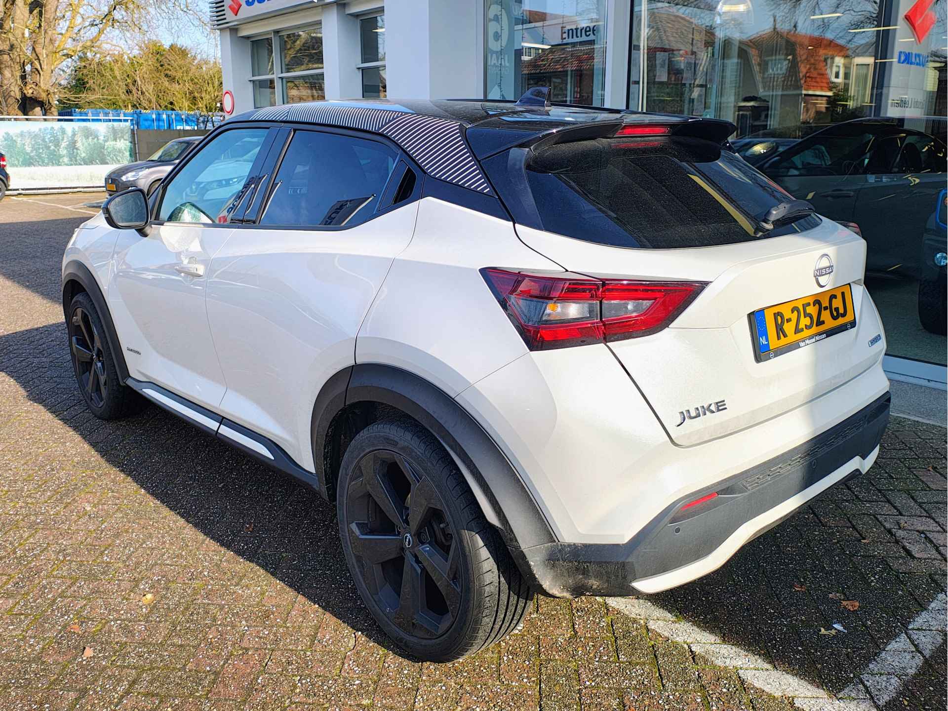 Nissan Juke 1.6 HYBRID PREMIERE EDITION Verwarmde voorruit | Keyless | LED | Camera - 3/24