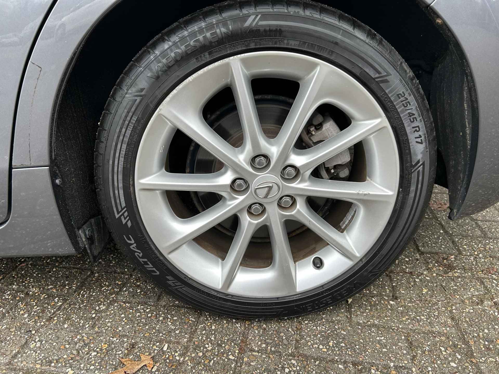 Lexus CT 200h Business Line Pro DEALER ONDERHOUDEN PARKEER SENS ACHTER 17 INCH LMV - 6/21