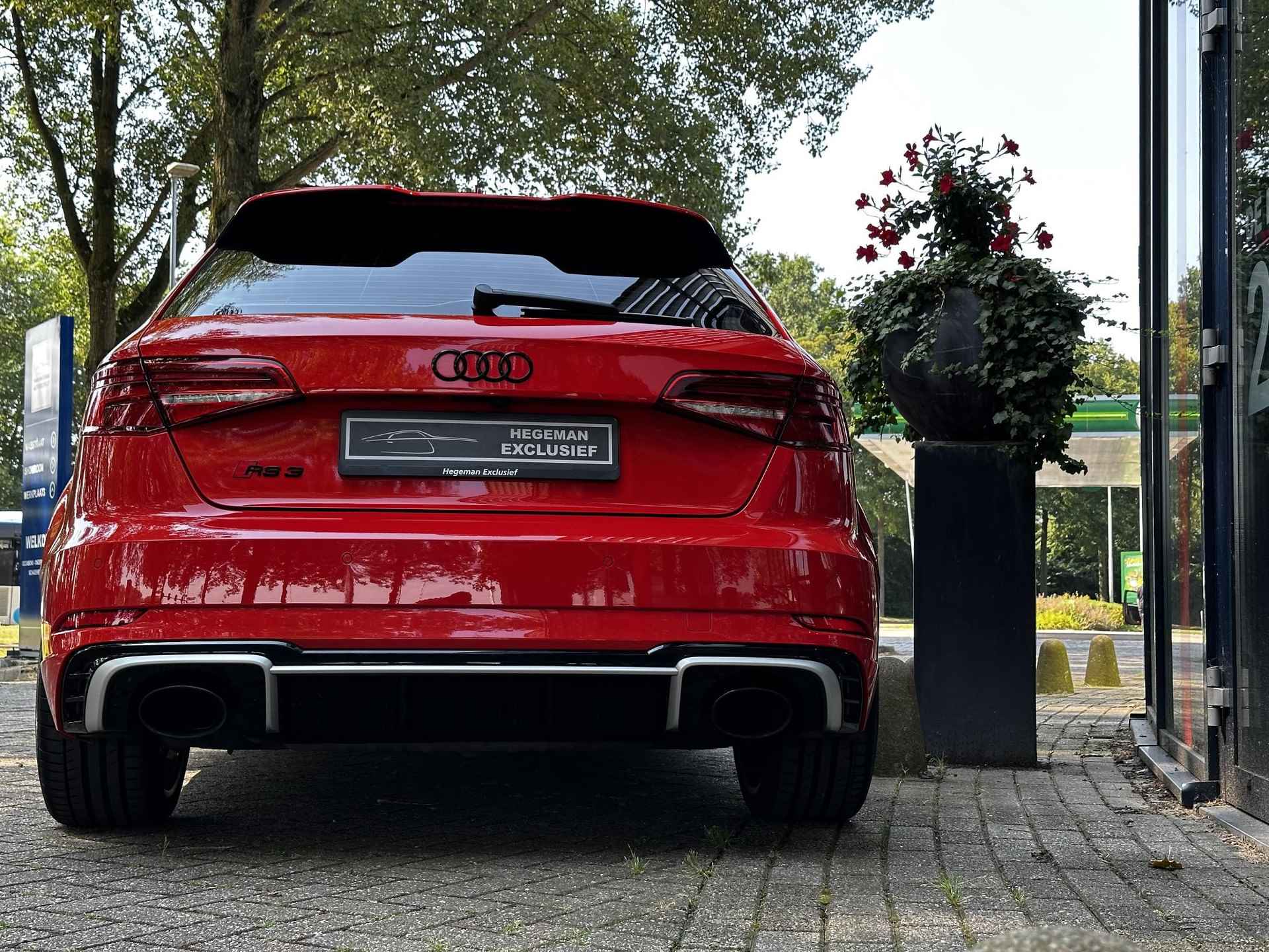 Audi RS3 2.5 TFSI Quattro DAZA | RS-DESIGN | Schuif-kanteldak | Camera | | ACC | Blind spot | B&O | Magnetic Ride | Keyless - 6/37