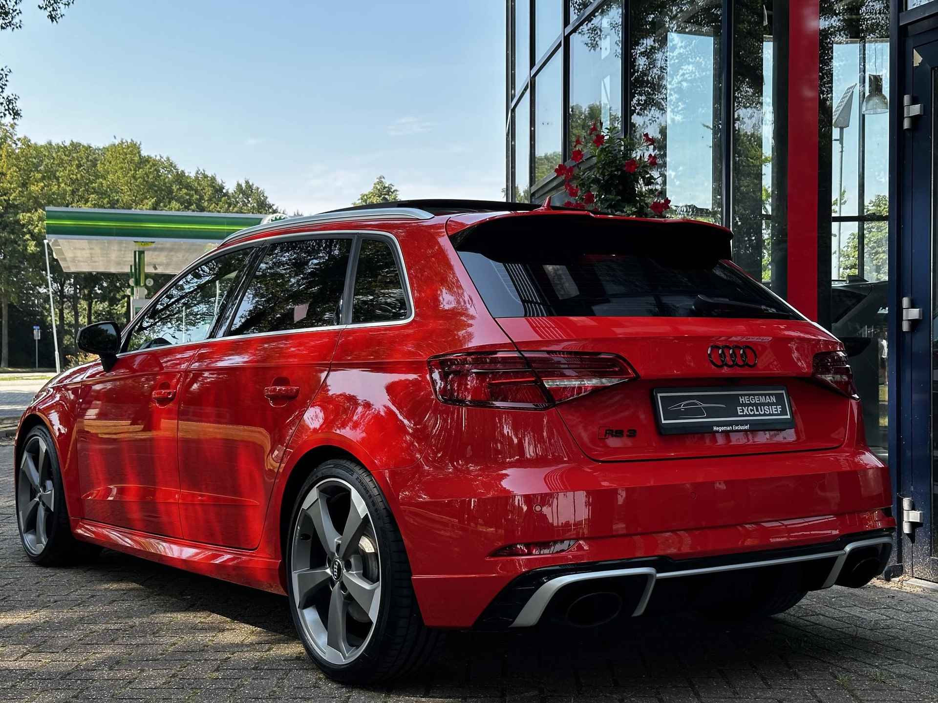 Audi RS3 2.5 TFSI Quattro DAZA | RS-DESIGN | Schuif-kanteldak | Camera | | ACC | Blind spot | B&O | Magnetic Ride | Keyless - 7/37