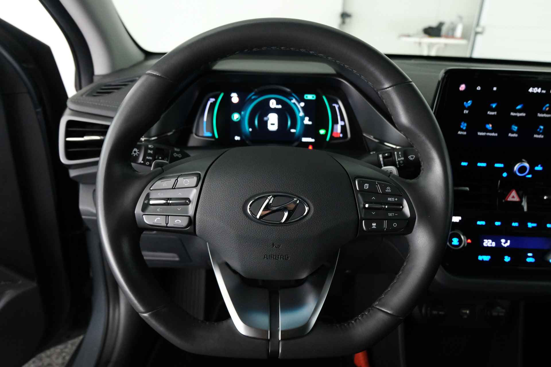 Hyundai IONIQ Comfort EV 38 kWh / CAMERA / CARPLAY / ADAP. CRUISE / CLIMA / STOELVERW. / - 7/29