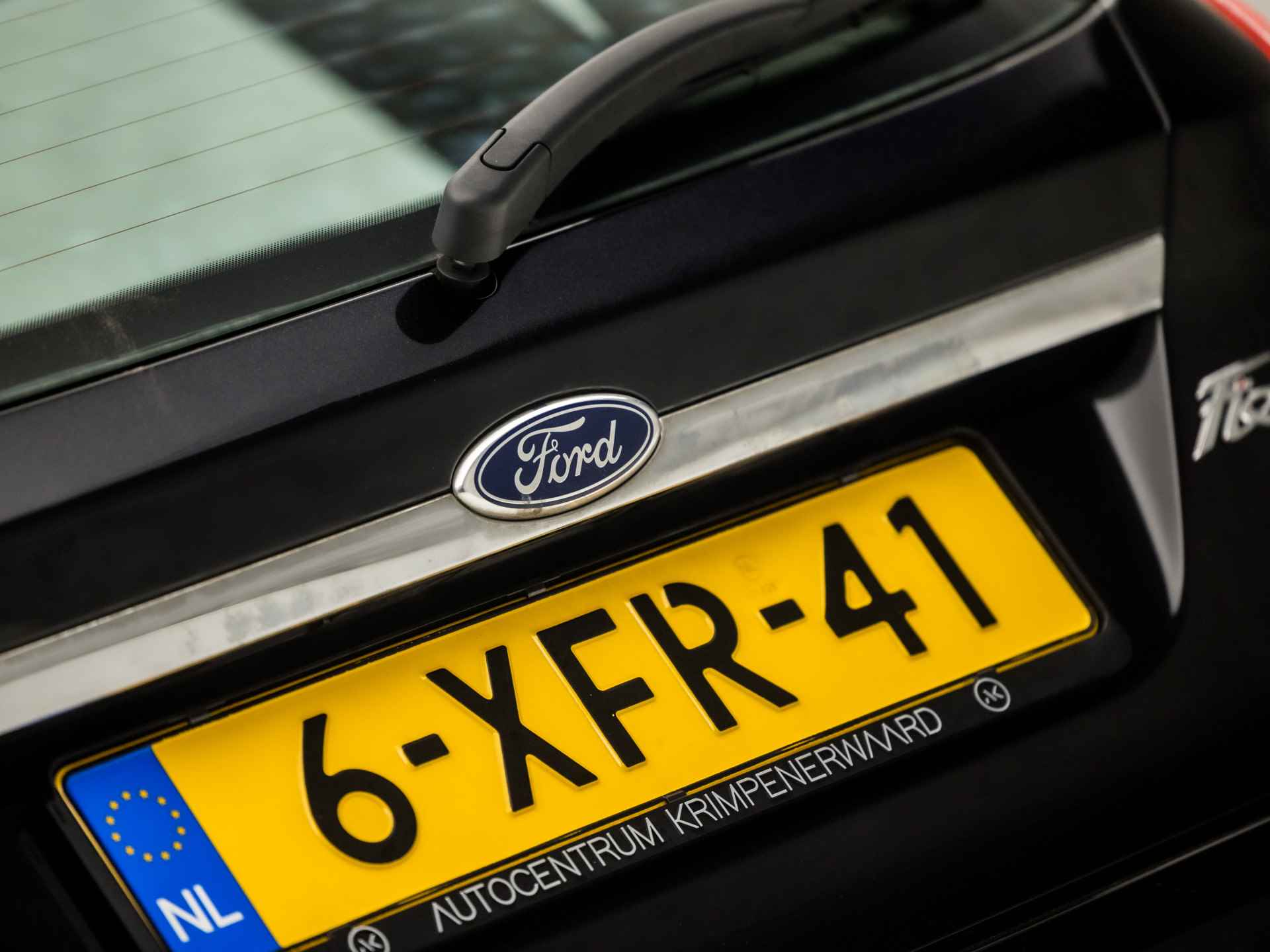 Ford Fiesta 1.6 TDCi Titanium Sport (NAVIGATIE, NAP, CLIMATE, KEYLESS START, SPORTSTOELEN, PARKEERSENSOREN, CRUISE, STUURWIEL MULTIFUNCTIONEEL, XENON, LM VELGEN, NIEUWE APK, NIEUWSTAAT) - 24/31