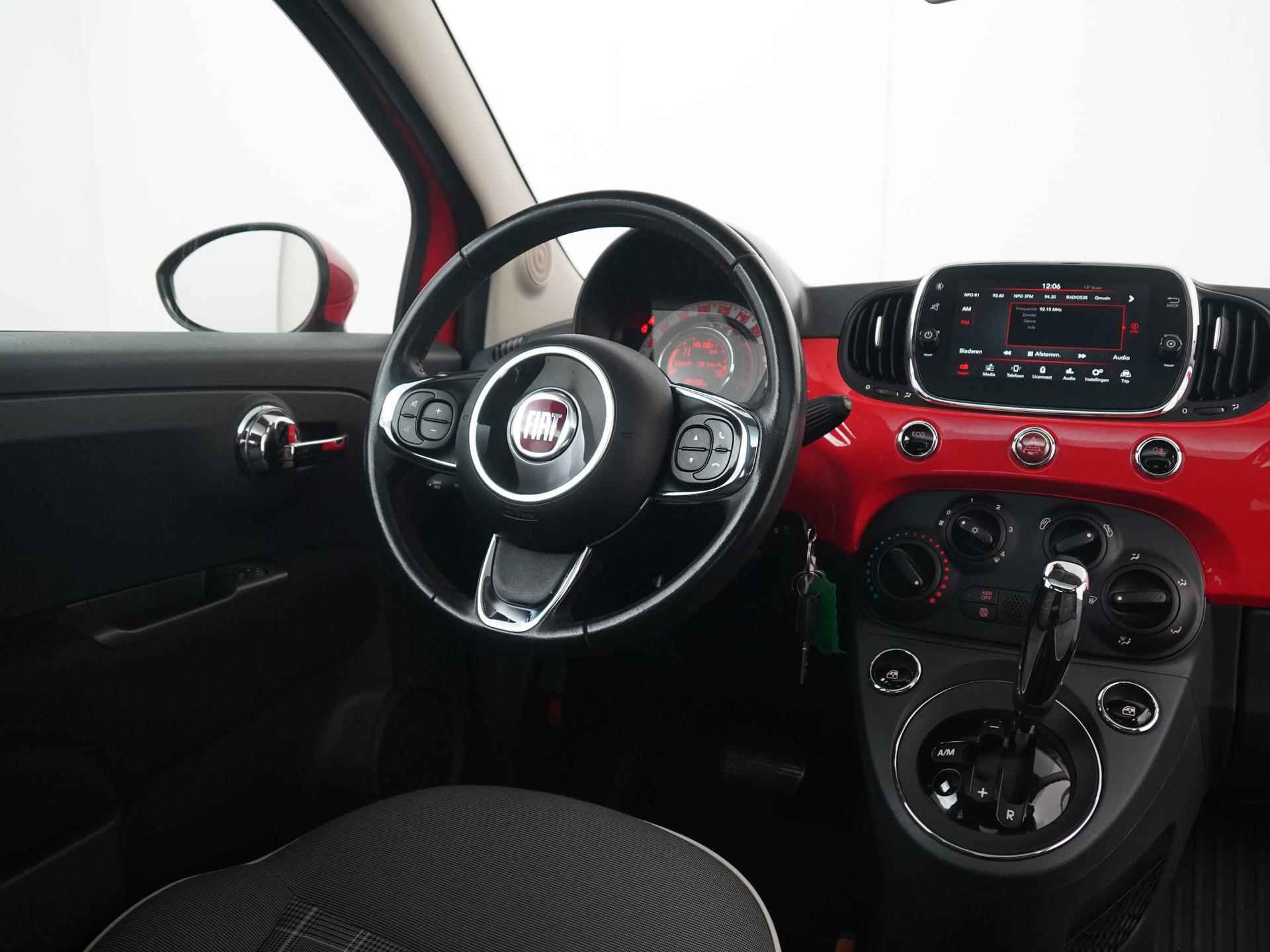 Fiat 500 0.9 TwinAir Turbo Lounge Automaat | Panoramadak | Parkeersensor | Lichtmetalen Velgen | Zondag Open! - 5/31