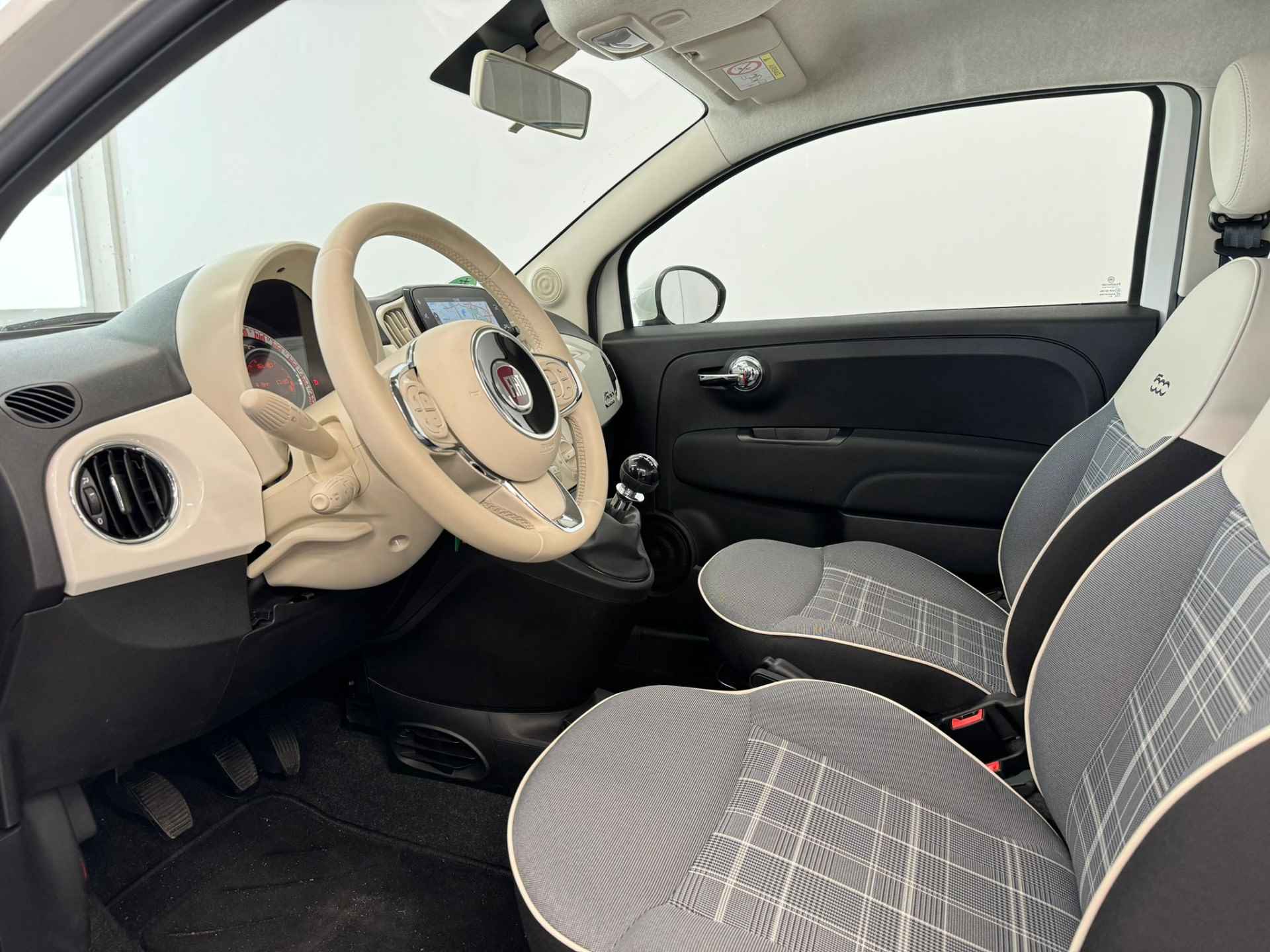 Fiat 500 1.0 Hybrid Lounge | Carplay | DAB | Airco | Navigatie | PDC achter | Cruise control | - 6/29