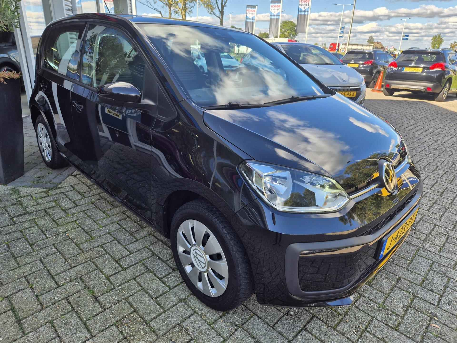 VOLKSWAGEN Up! 1.0 60 pk Move up! - Climate Control - Cruise Control - Camera - 5/21