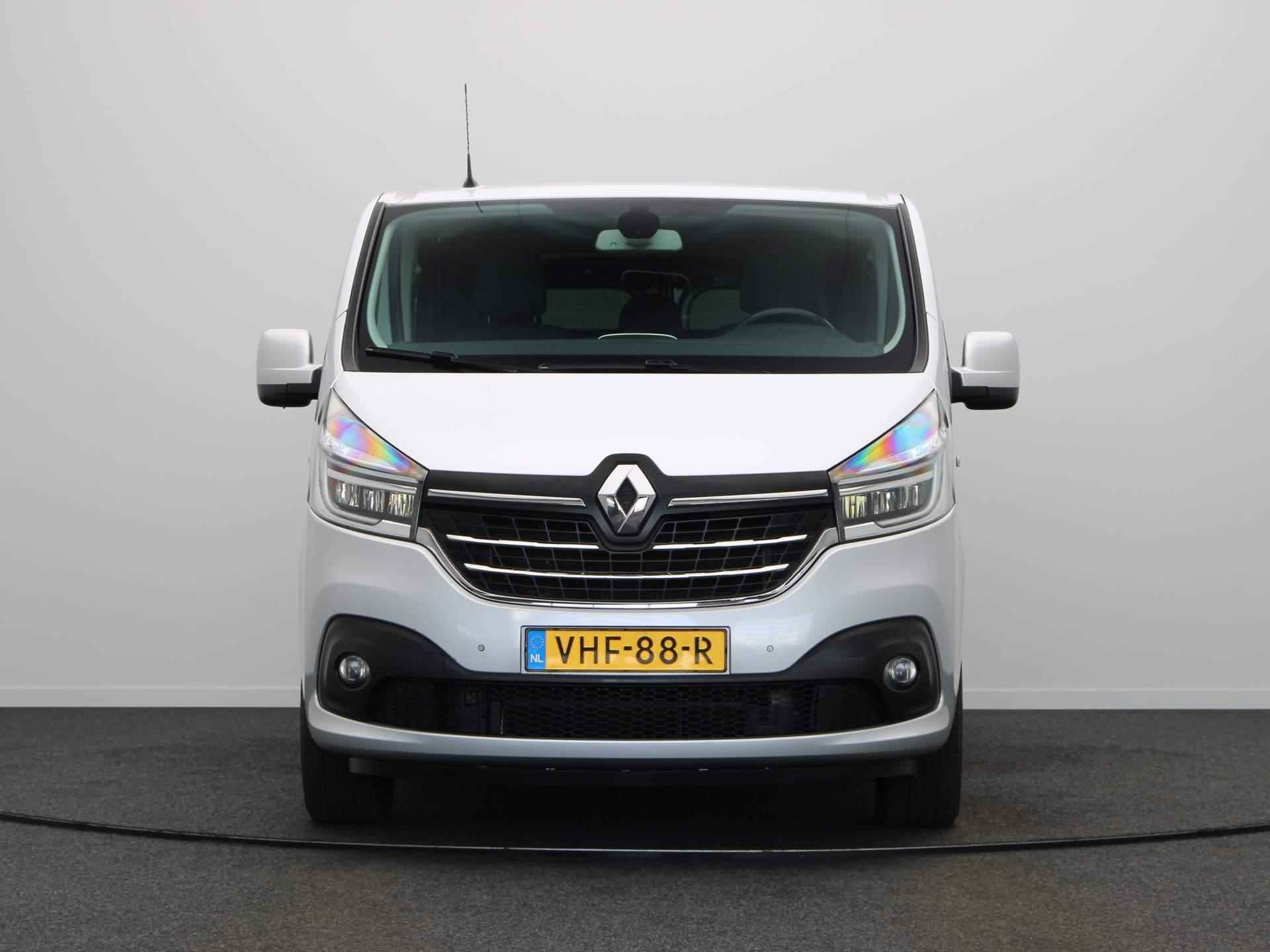 Renault Trafic 2.0 dCi 145 T29 L2H1 DC Comfort | Automaat | Climate Control | Achteruitrijcamera | Trekhaak | Laadruimte betimmering | - 6/52