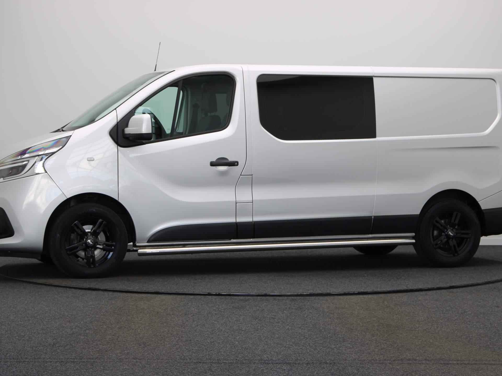 Renault Trafic 2.0 dCi 145 T29 L2H1 DC Comfort | Automaat | Climate Control | Achteruitrijcamera | Trekhaak | Laadruimte betimmering | - 12/52