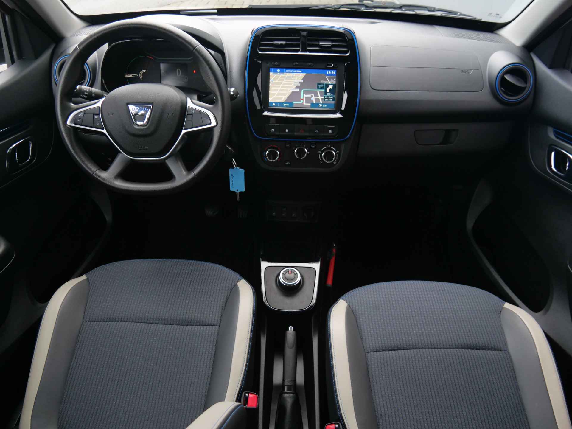Dacia Spring Comfort Plus 27 kWh Automaat Navigatie / DAB / Apple Carplay / Camera - 25/41