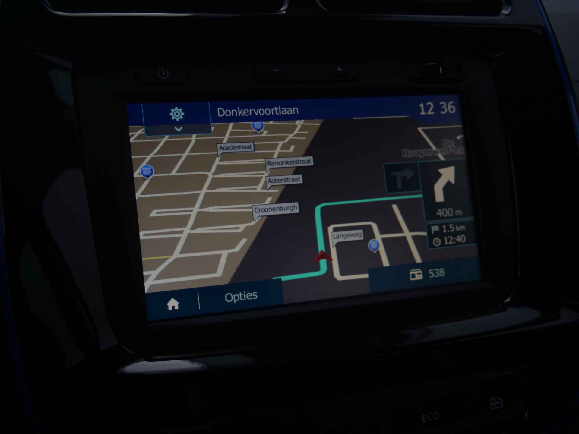 Dacia Spring Comfort Plus 27 kWh Automaat Navigatie / DAB / Apple Carplay / Camera - 35/41