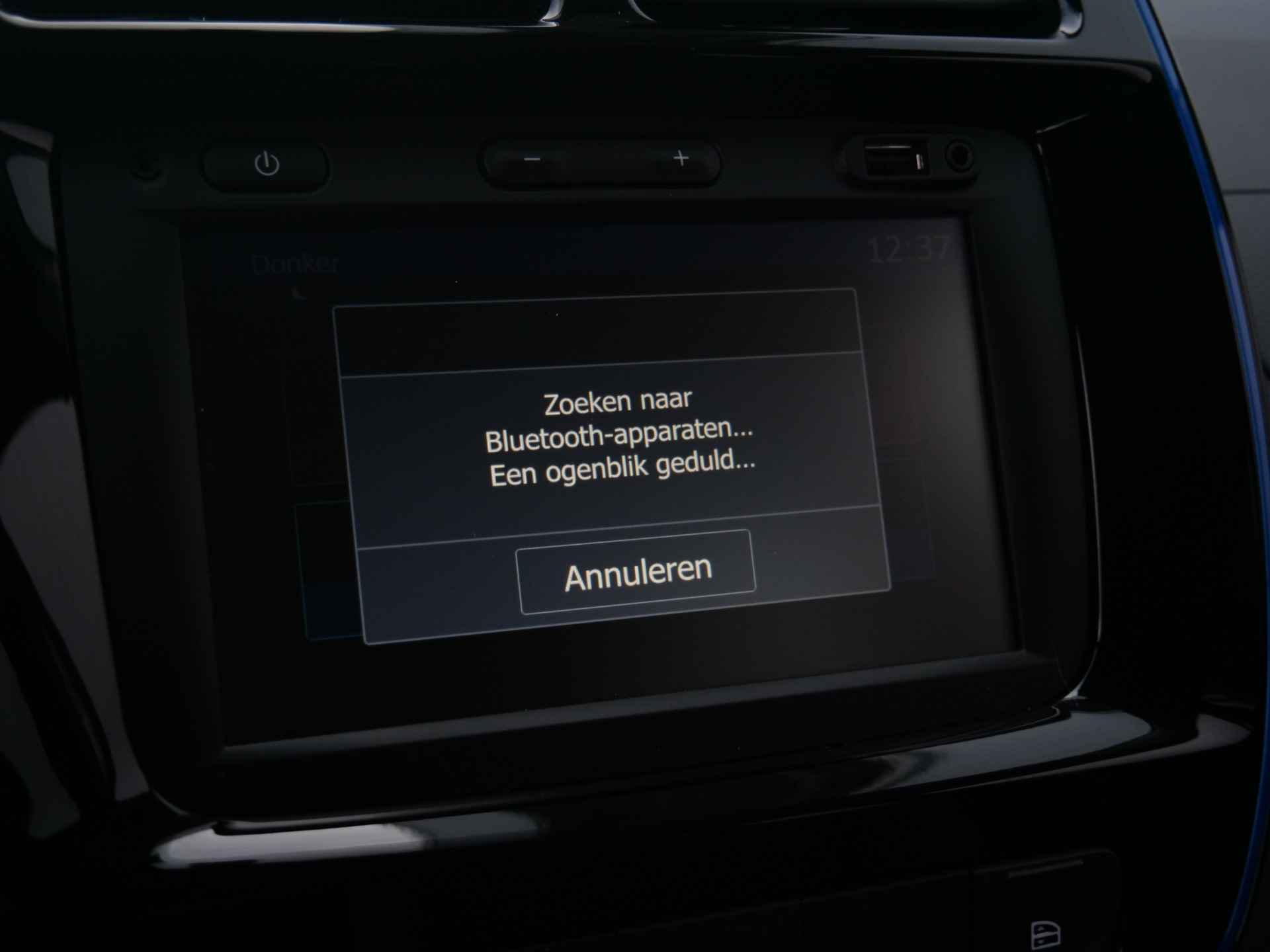 Dacia Spring Comfort Plus 27 kWh Automaat Navigatie / DAB / Apple Carplay / Camera - 37/41