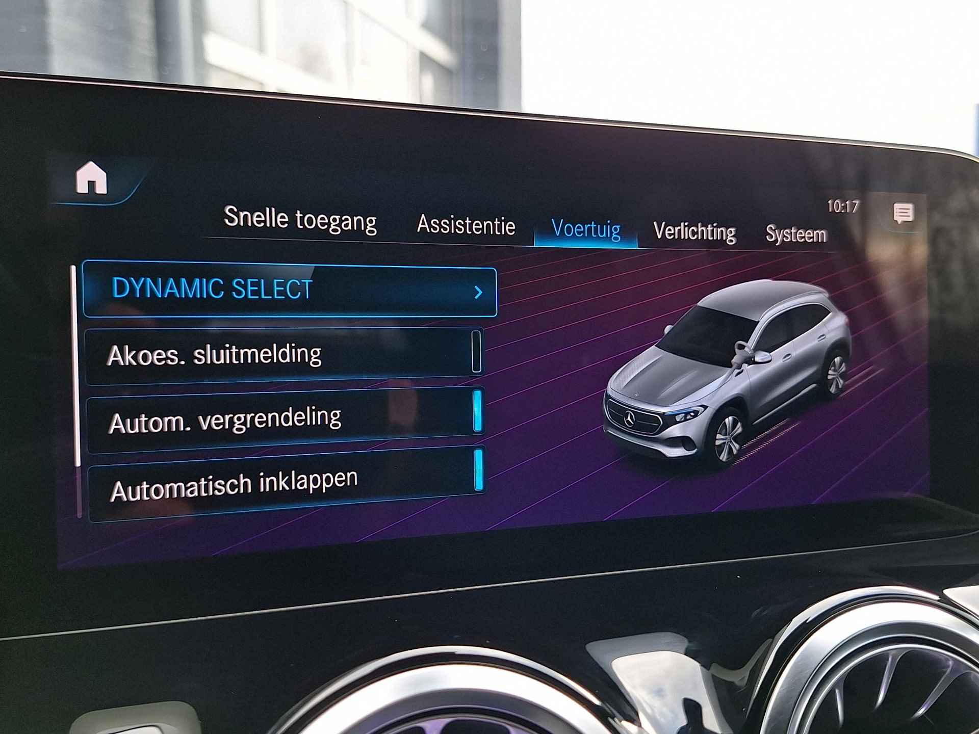 Mercedes-Benz EQA 250 AMG Line | Trekhaak | Night pakket | Keyless-GO | Achteruitrijcamera | Sfeerverlichting | Elektrische achterklep - 28/44