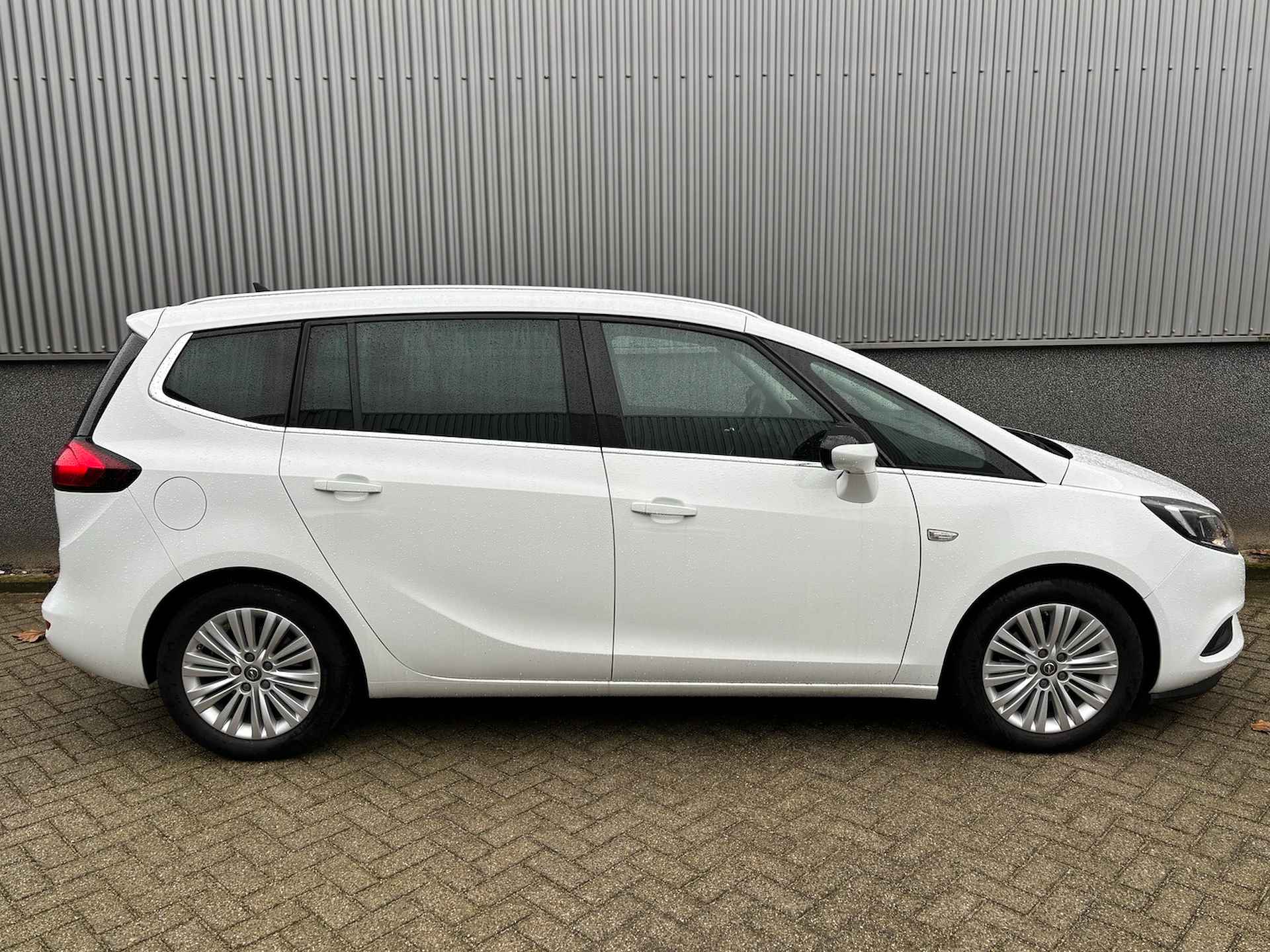 OPEL Zafira Tourer 1.4 Turbo 140pk Start/Stop Edition | 7 Zitplaatsen | Camera | Dealer Onderhouden | Winterwielen | - 5/23