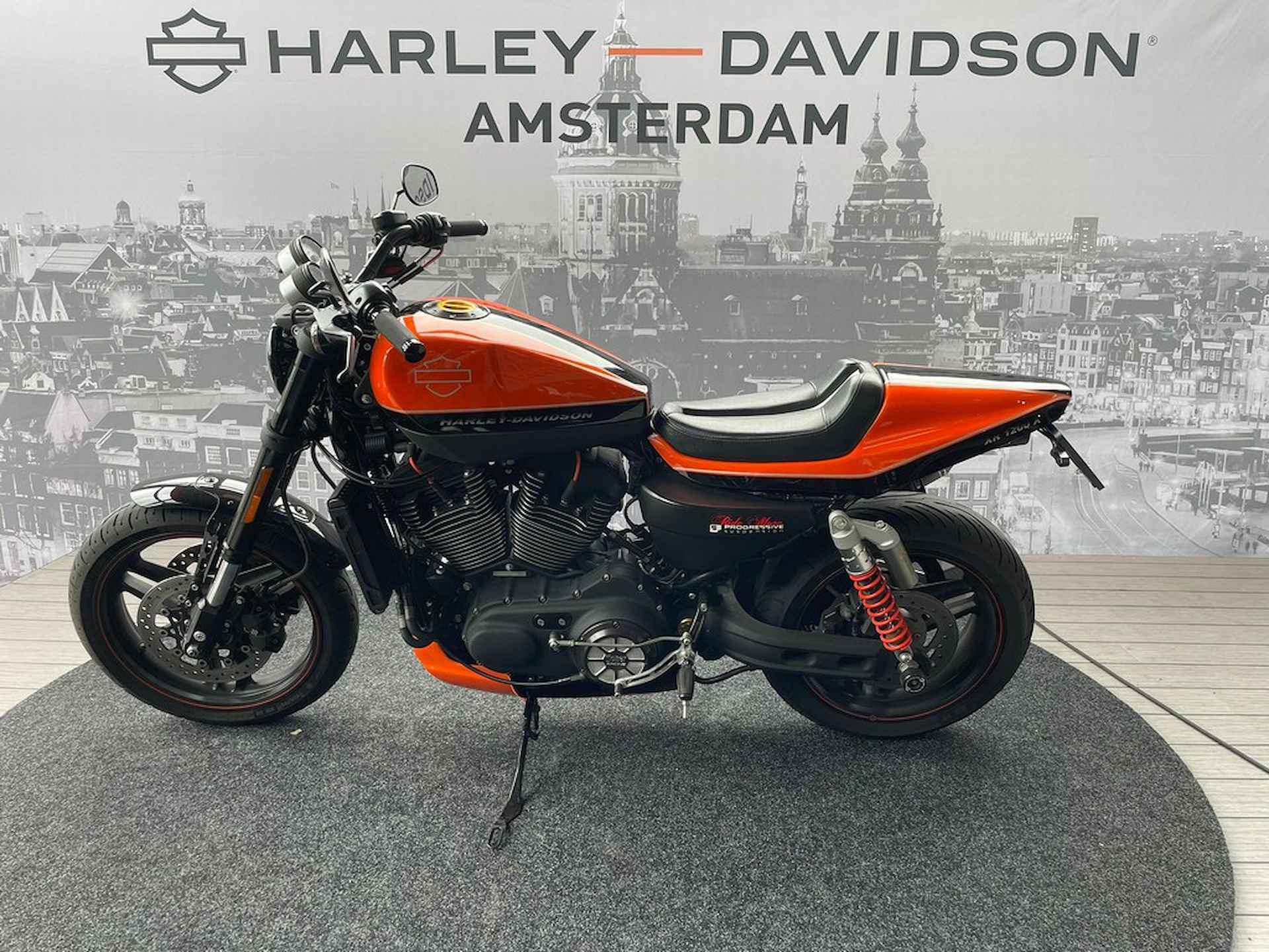 Harley-Davidson XR1200X - 4/8