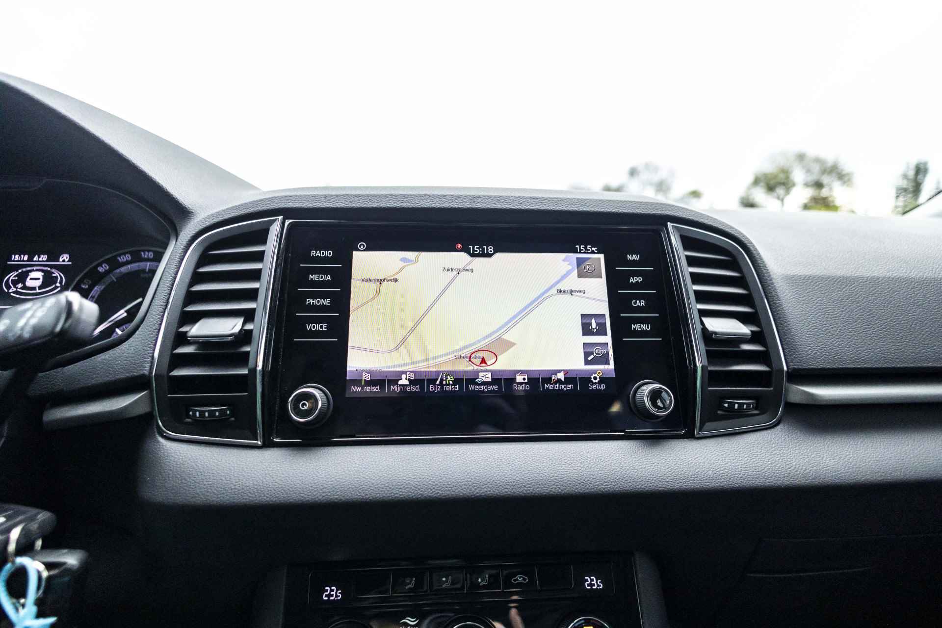 Škoda Karoq 1.5 TSI ACT Ambition | Pano | NL Auto | Carplay | DAB - 29/43