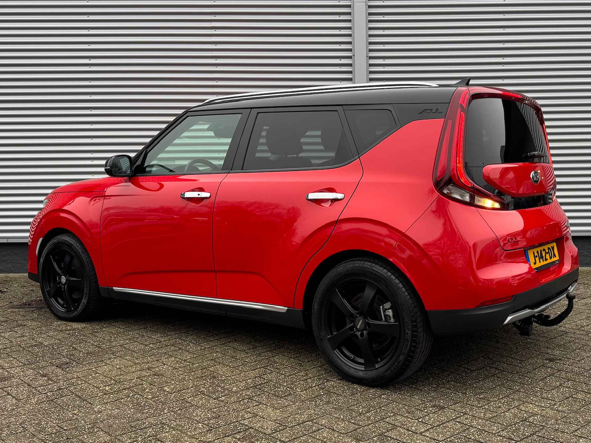 KIA e-Soul 64kWh 204pk Aut ExecutiveLine | Trekhaak | Stoelkoeling | Stoel/Stuurwielverwarming | Head Up Display | Harman/Kardon | - 3/48