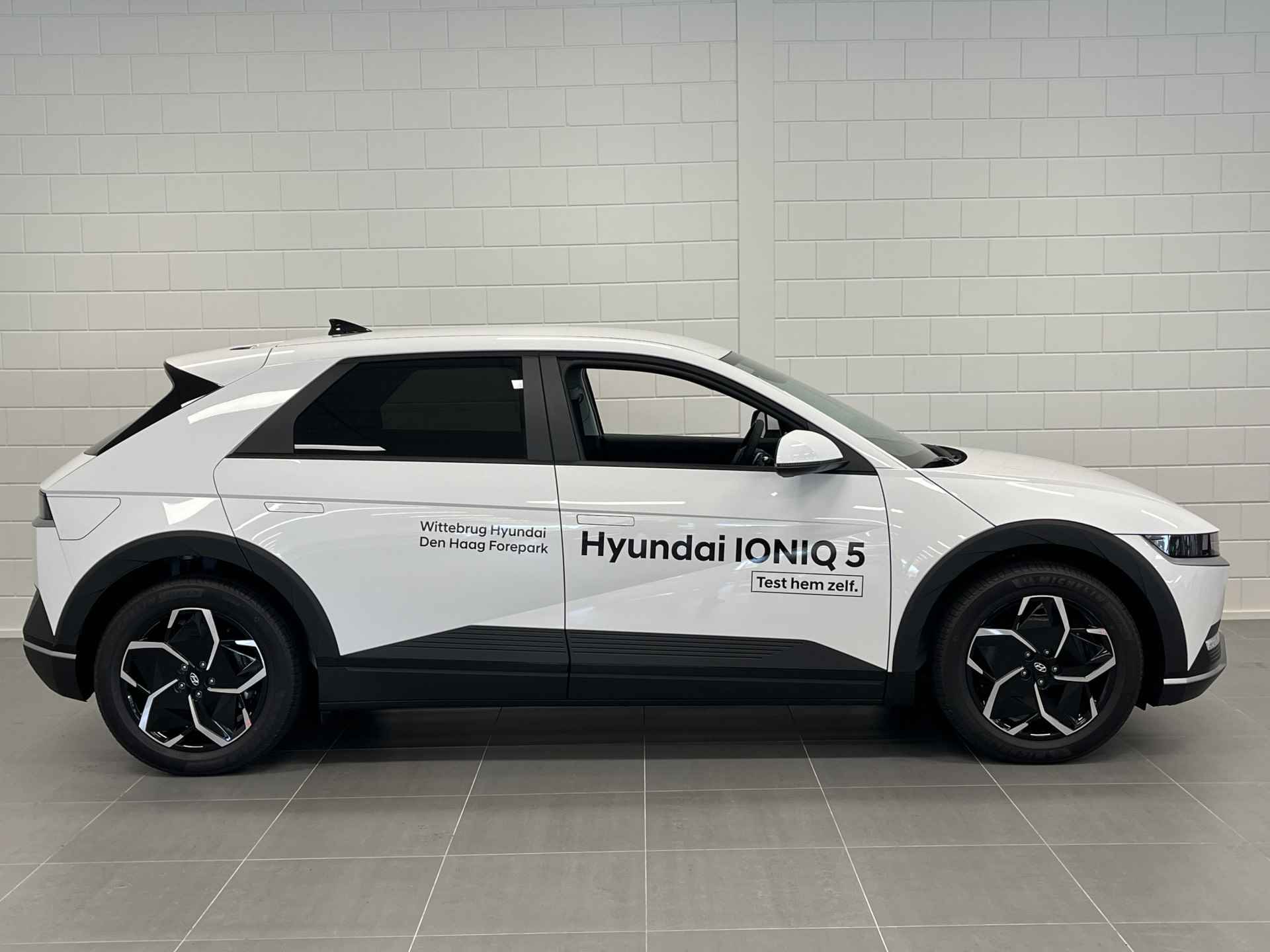 Hyundai IONIQ 5 Connect 58 kWh FULL LED | NAVIGATIE | STOELVERWARMING | WARMTEPOMP | DEMOVOORDEEL - 8/47