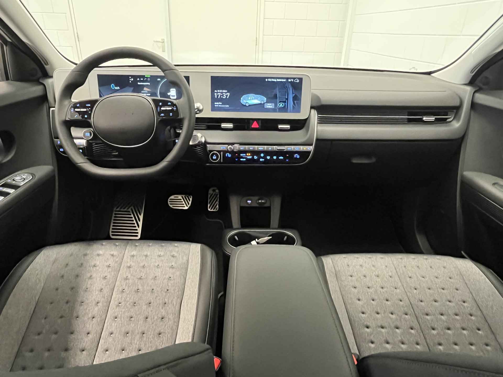 Hyundai IONIQ 5 Connect 58 kWh FULL LED | NAVIGATIE | STOELVERWARMING | WARMTEPOMP | DEMOVOORDEEL - 14/47