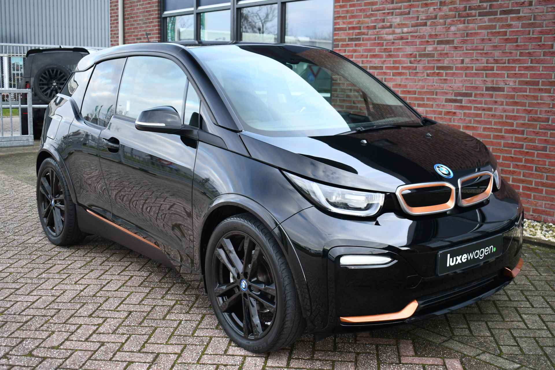 BMW i3 S 120Ah 42kWh RoadStyle H/K Camera Carplay Leder 20inch - 51/78