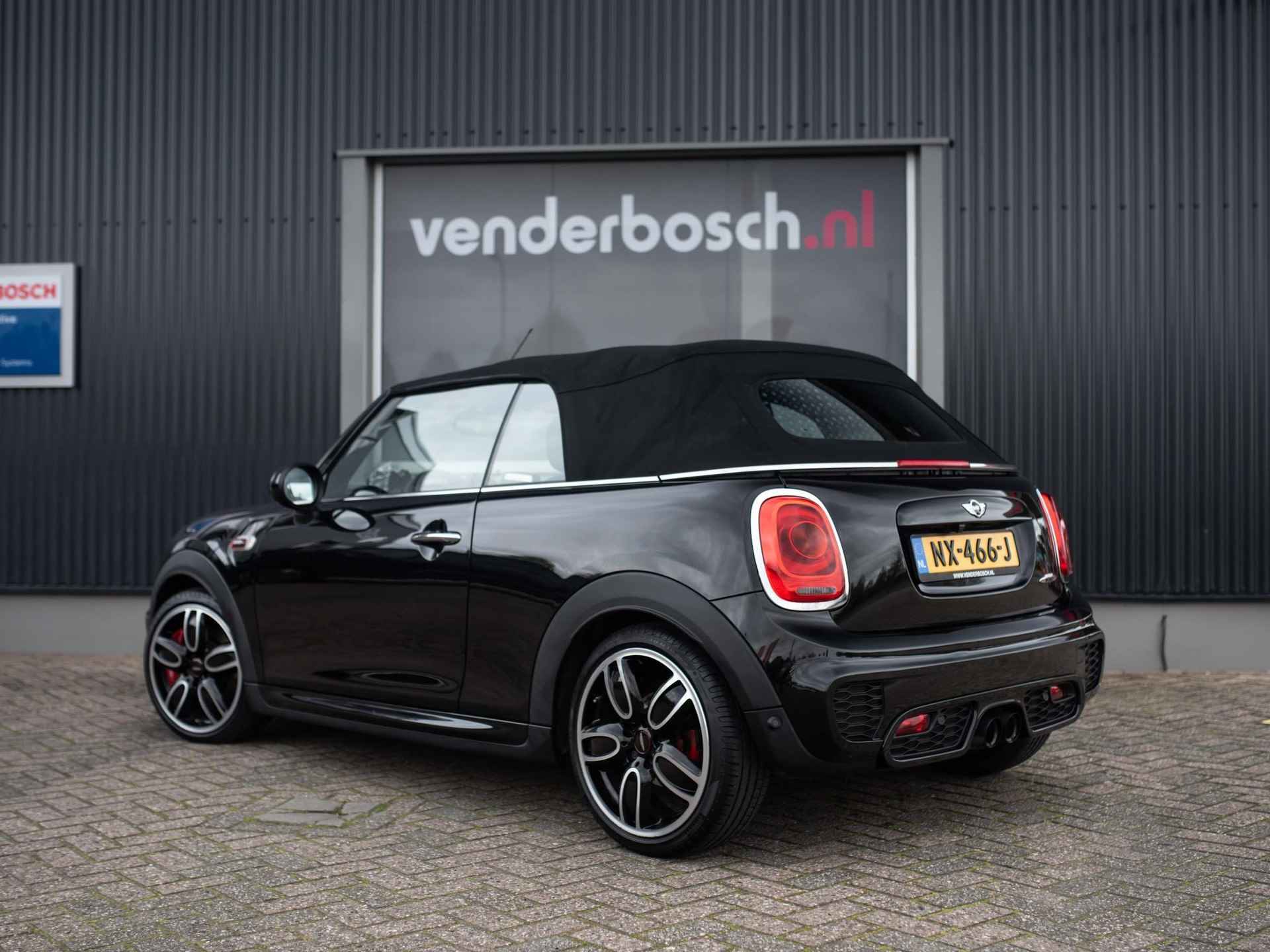 Mini John Cooper Works 2.0 Chili Cabrio 231pk | Leder | Navi | Harman Kardon - 23/64