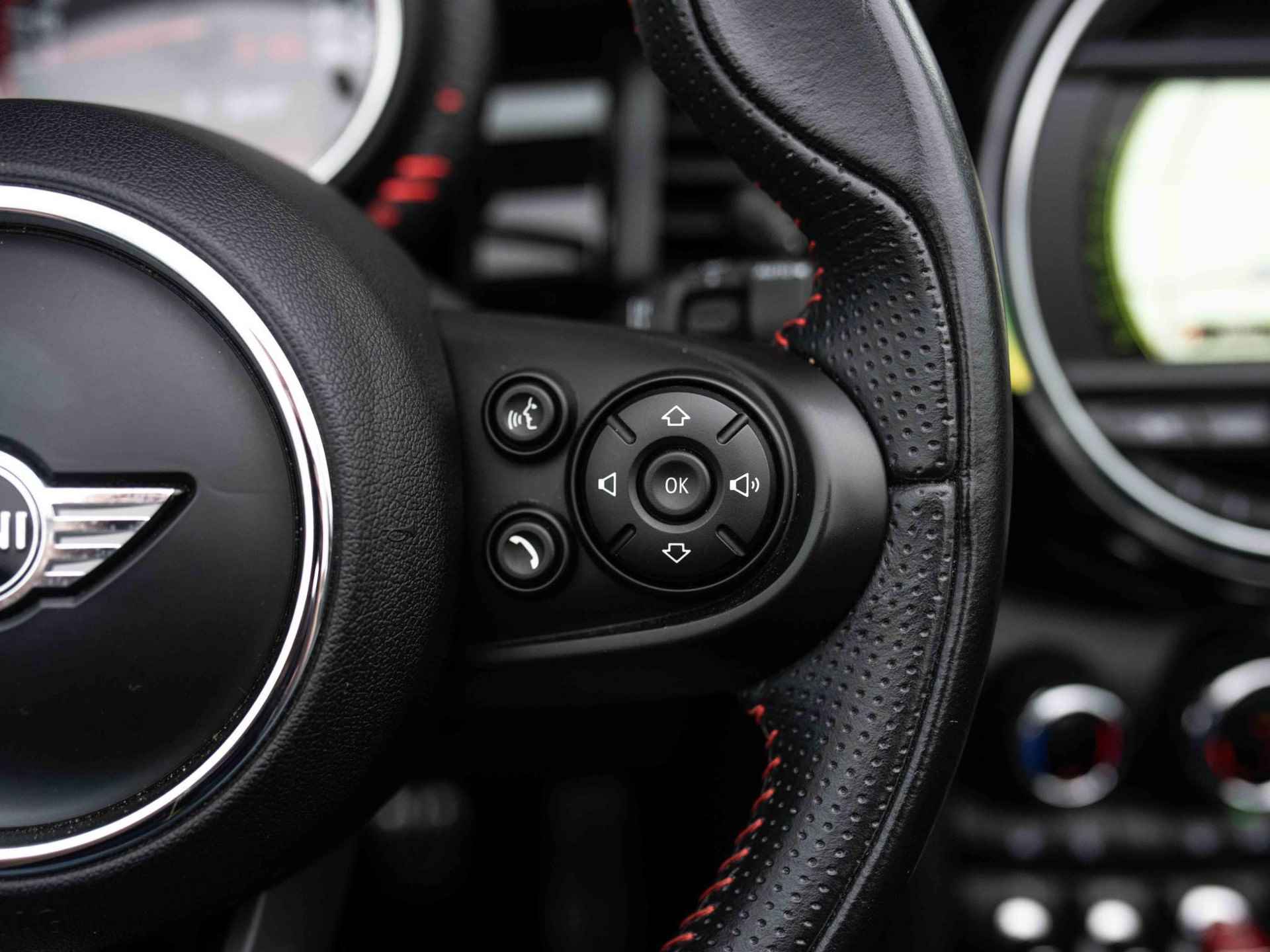 Mini John Cooper Works 2.0 Chili Cabrio 231pk | Leder | Navi | Harman Kardon - 44/64