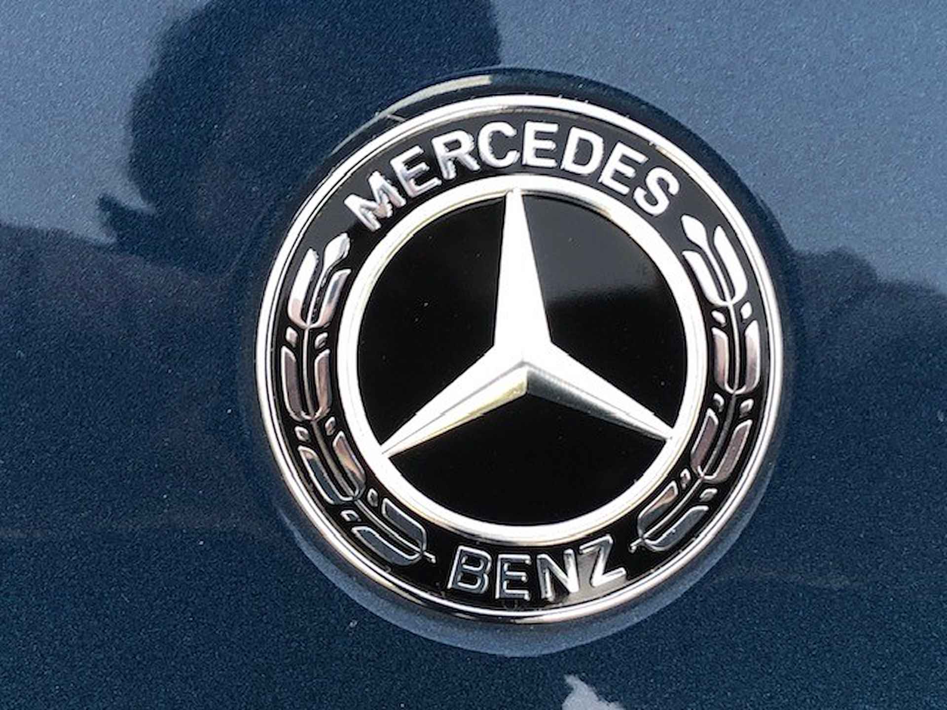 Mercedes-Benz B-Klasse 250 4MATIC AMG-LINE 38.000KM!! NAVIGATIE WIDESCREEN, APPLE CARPLAY, STOELVERWARMING, DYNAMIC SELECT, KEYLESS GO, SPIEGELPAKKET, ELEC. ACHTERKLEP, PARKEERHULP V/A, ACHTERUITRIJCAMERA, LED-LICHT, ADAPTIVE GROOTLICHT, 18"AMG-VELGEN, ENZ. ENZ. - 196/251