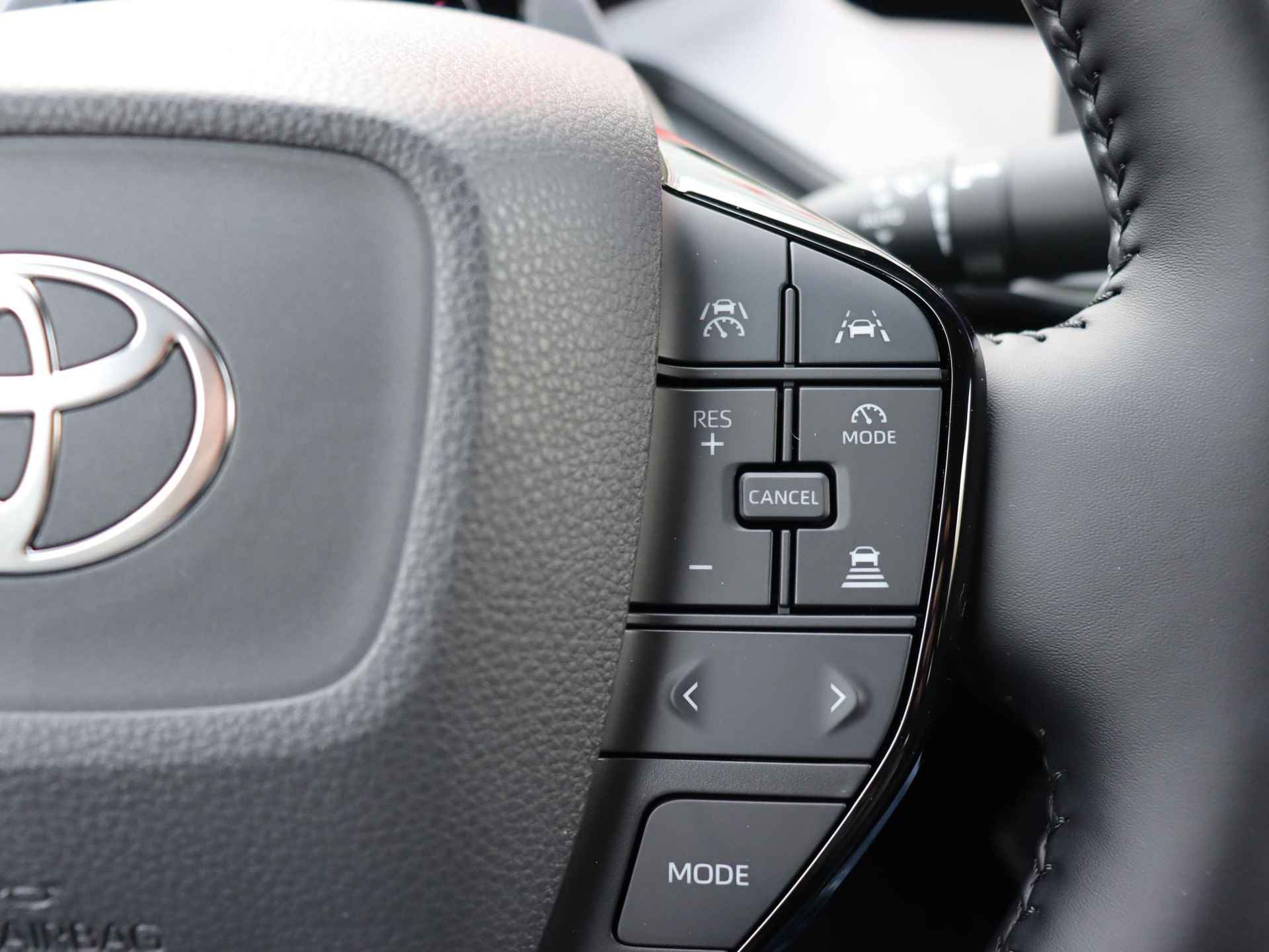 Toyota Prius 2.0 Plug-in Executive, Snel leverbaar!! - 23/39