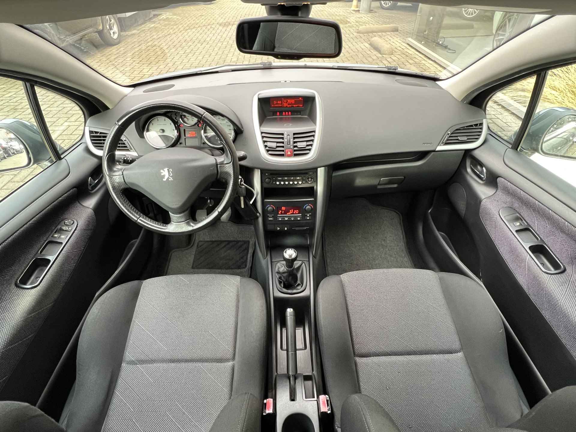 Peugeot 207 1.4 VTi XS Pack | Weinig Kilometers | Cruise en Climate Control | Interesse, Proefrit? Bel of app met: 06-24 28 28 42 - 20/23