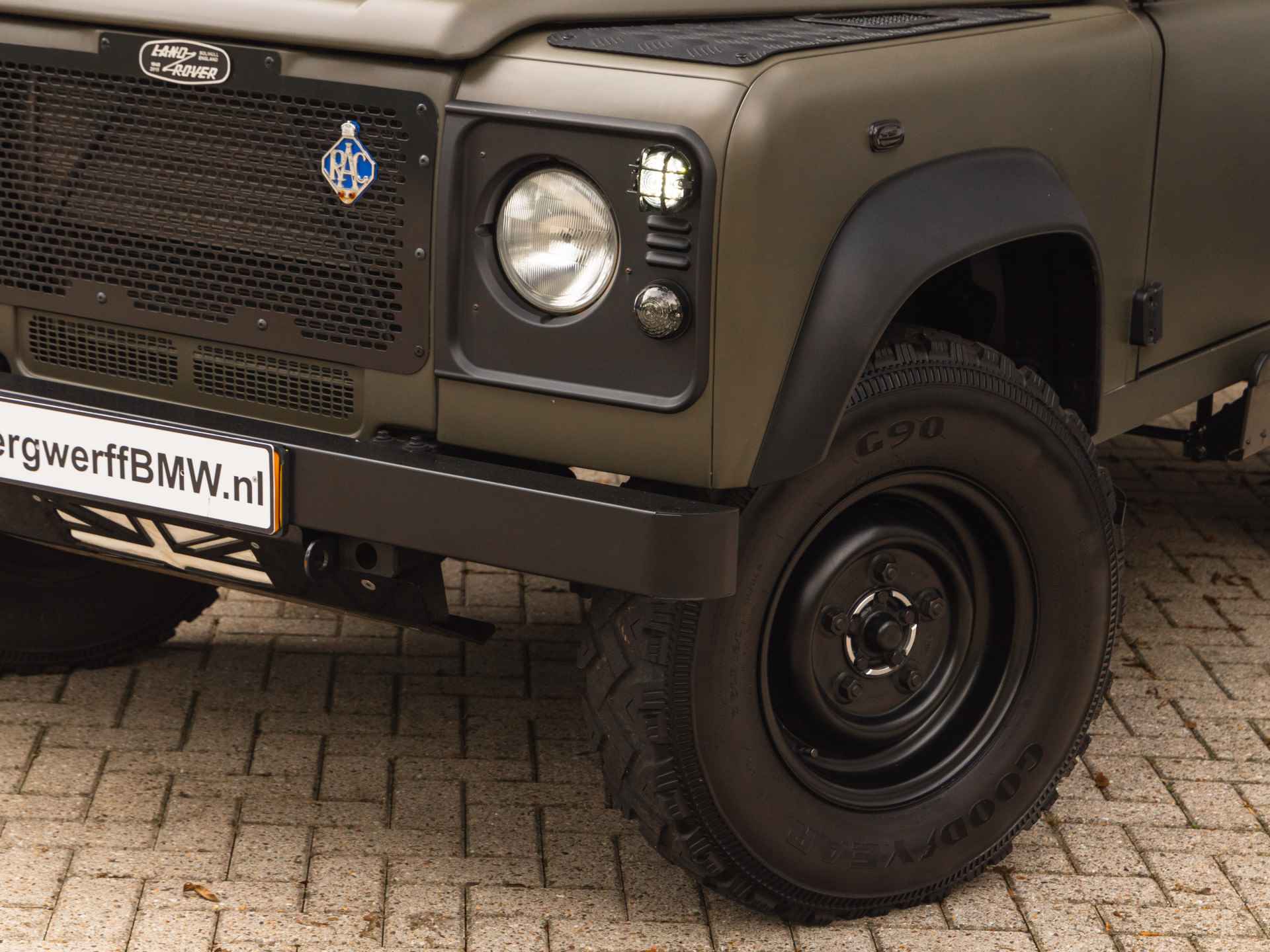 Land Rover Defender 2.5 TD5 90 SW - 6-Zits - 9/40