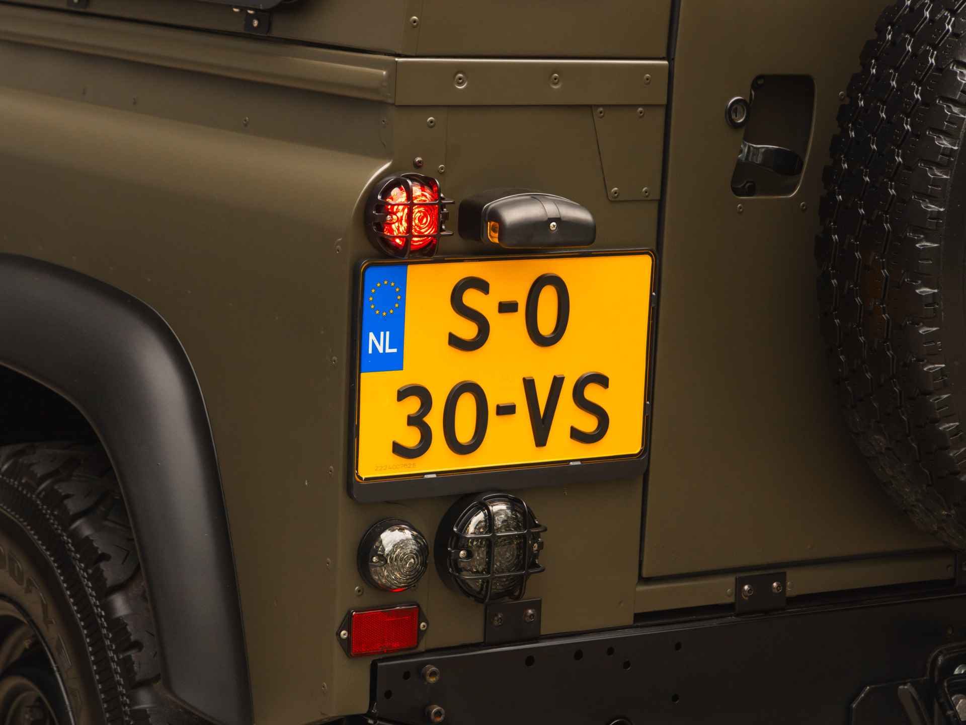 Land Rover Defender 2.5 TD5 90 SW - 6-Zits - 13/40