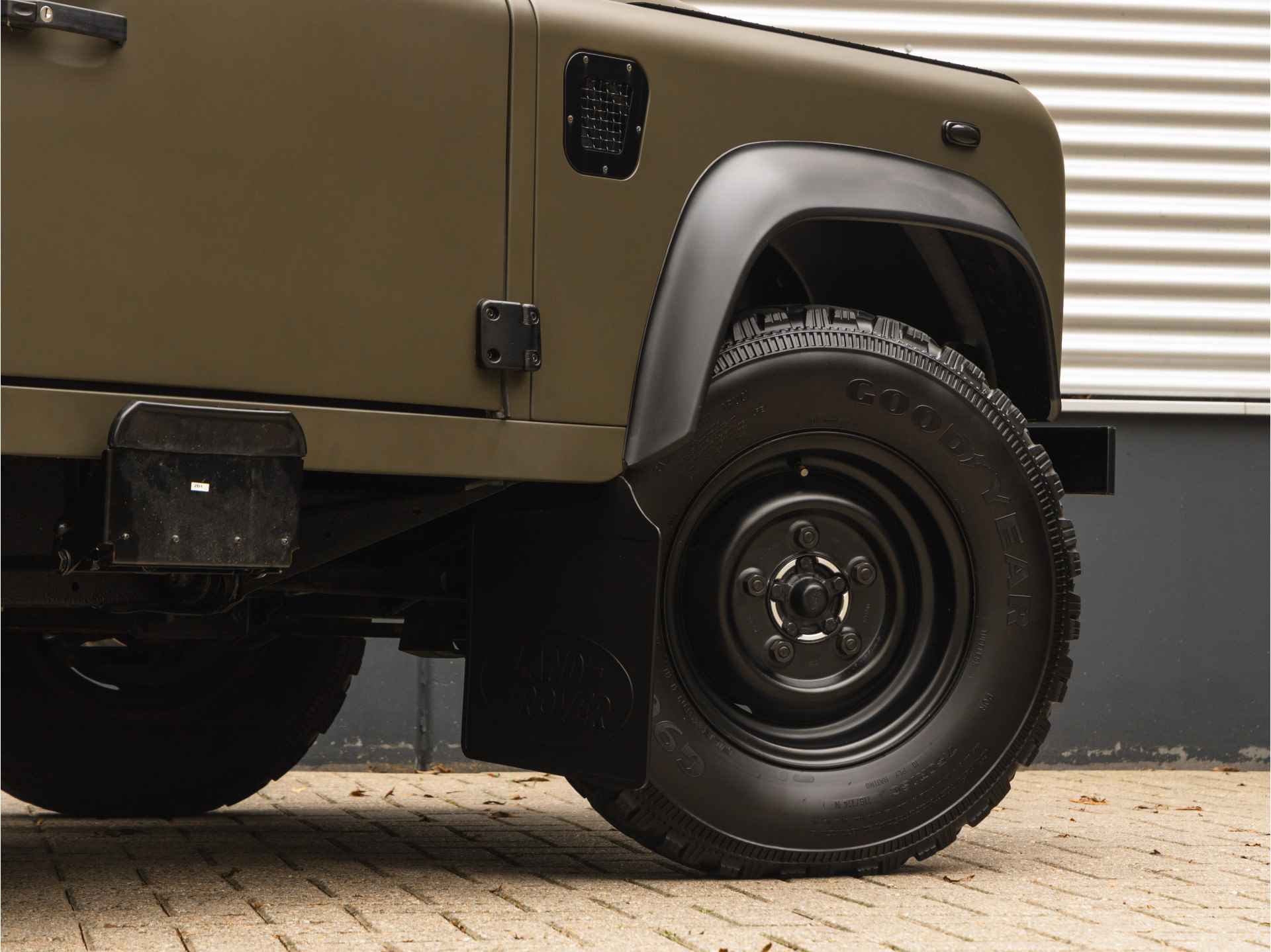 Land Rover Defender 2.5 TD5 90 SW - 6-Zits - 17/40