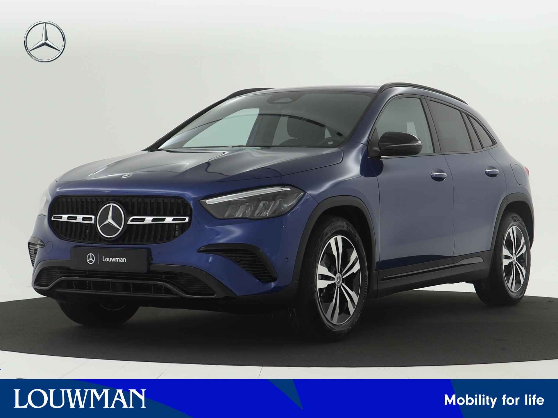 Mercedes-Benz GLA 180 Star Edition Luxury Line | Trekhaak | Nightpakket | Dodehoekassistent | Keyless-Go comfortpakket | USB-pakket plus | EASY PACK achterklep | Parkeerpakket met achteruitrijcamera | - 1/41