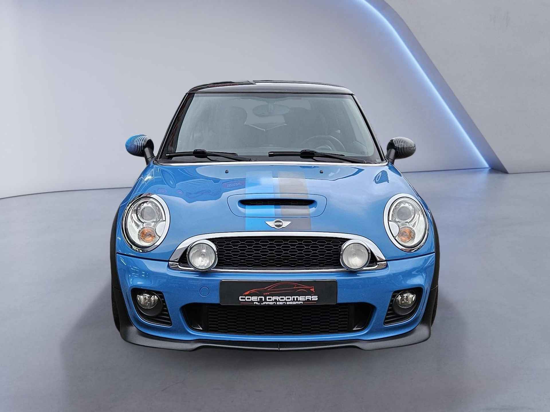 Mini Cooper S 1.6 Bayswater Edition /Uniek/Apple Carplay/Scorpion uitlaat/Leder/Cruise&Clima Control/Stoelverw./Groot scherm/Harman Kardon/Alarm Klasse 3(MET GARANTIE*) - 7/33