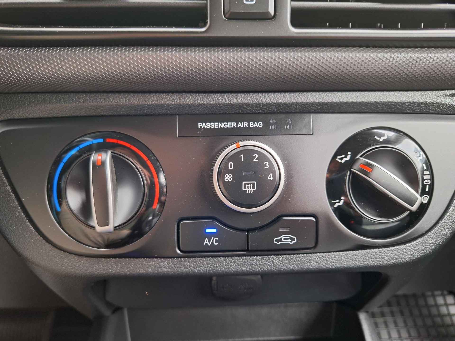 Hyundai i10 1.0 Drive 5-zits Automaat | Rijklaarprijs! | Airconditioning | Elektrische ramen | Inclusief 36 mnd Garantie! | - 7/26