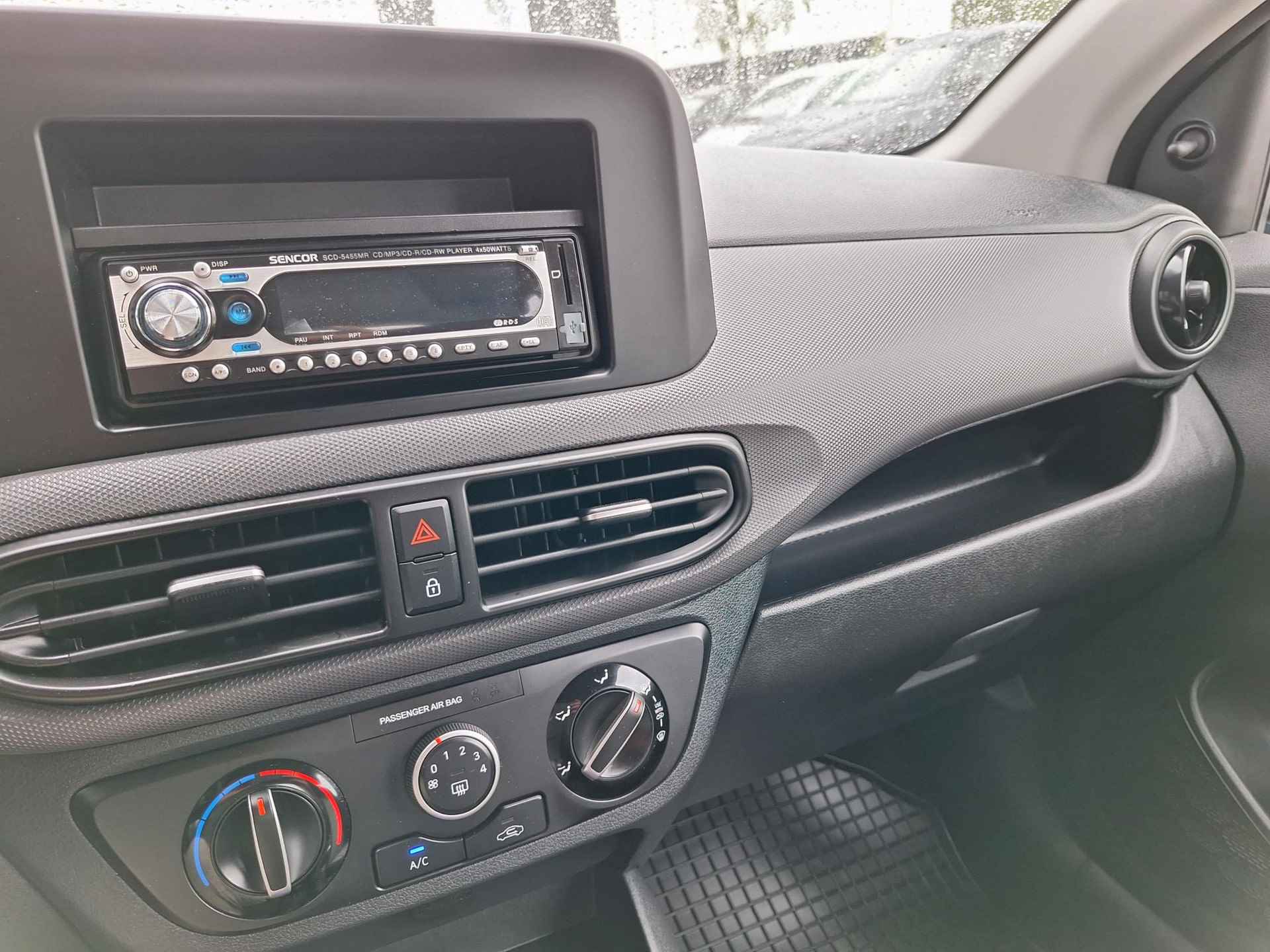 Hyundai i10 1.0 Drive 5-zits Automaat | Rijklaarprijs! | Airconditioning | Elektrische ramen | Inclusief 36 mnd Garantie! | - 8/26