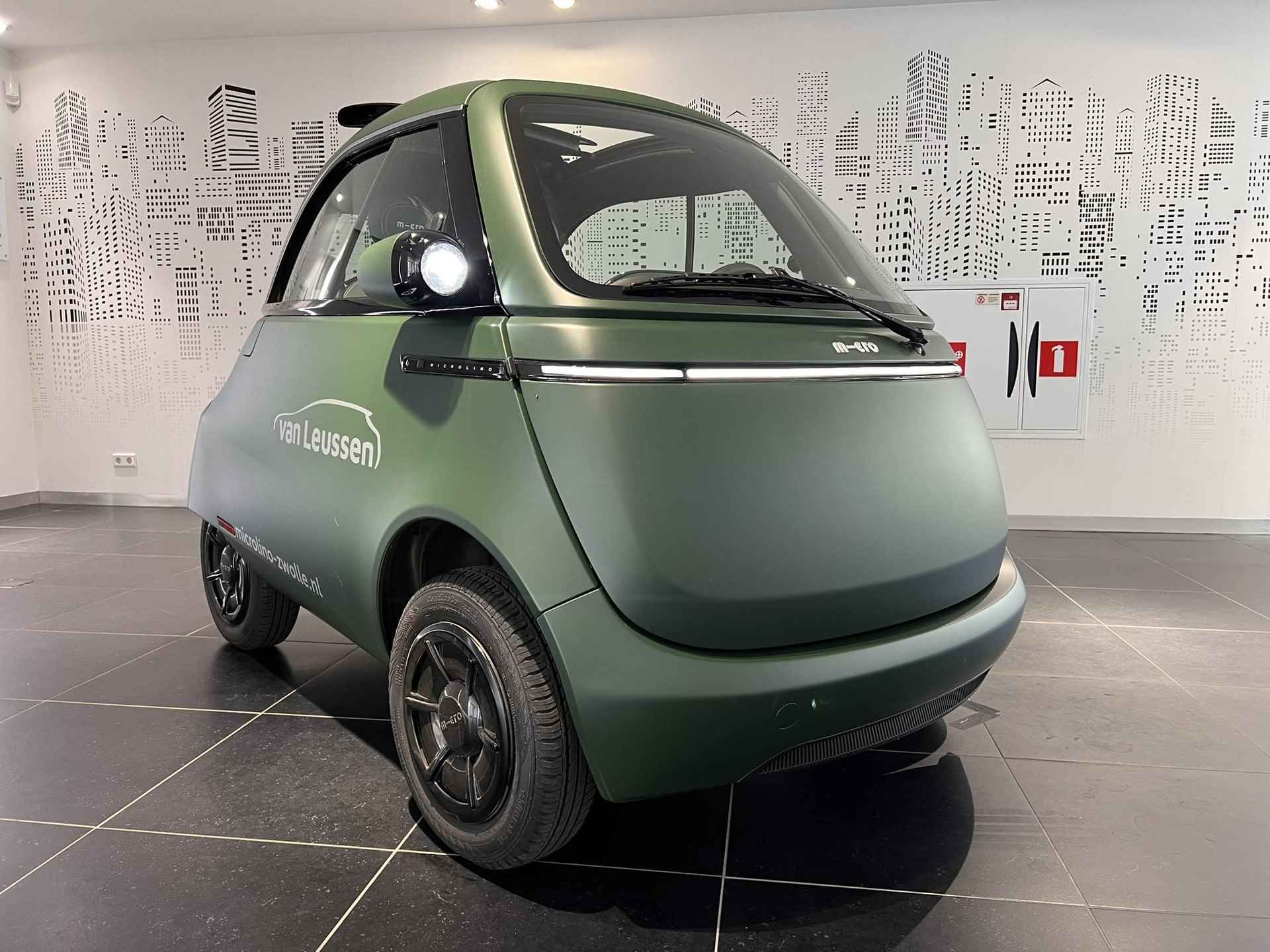 Microlino Competizione 10.5 kWh Competizione 100% ELEKTRISCH UNIEK EYECATCHER ZONNEDAK 177KM WLTP! - 1/21