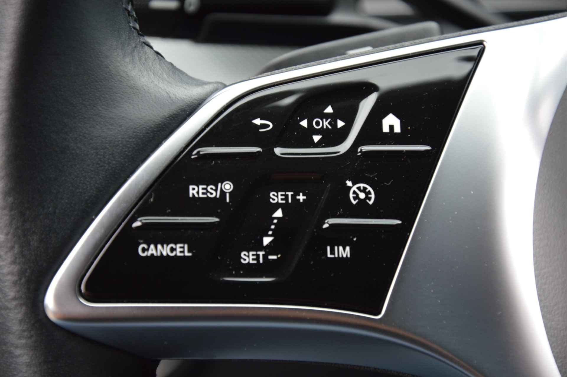Mercedes-Benz C-Klasse 180 AUTOMAAT | AVANTGARDE | LED | SFEERVERLICHTING | NAVI | CAMERA | ENZ - 16/37