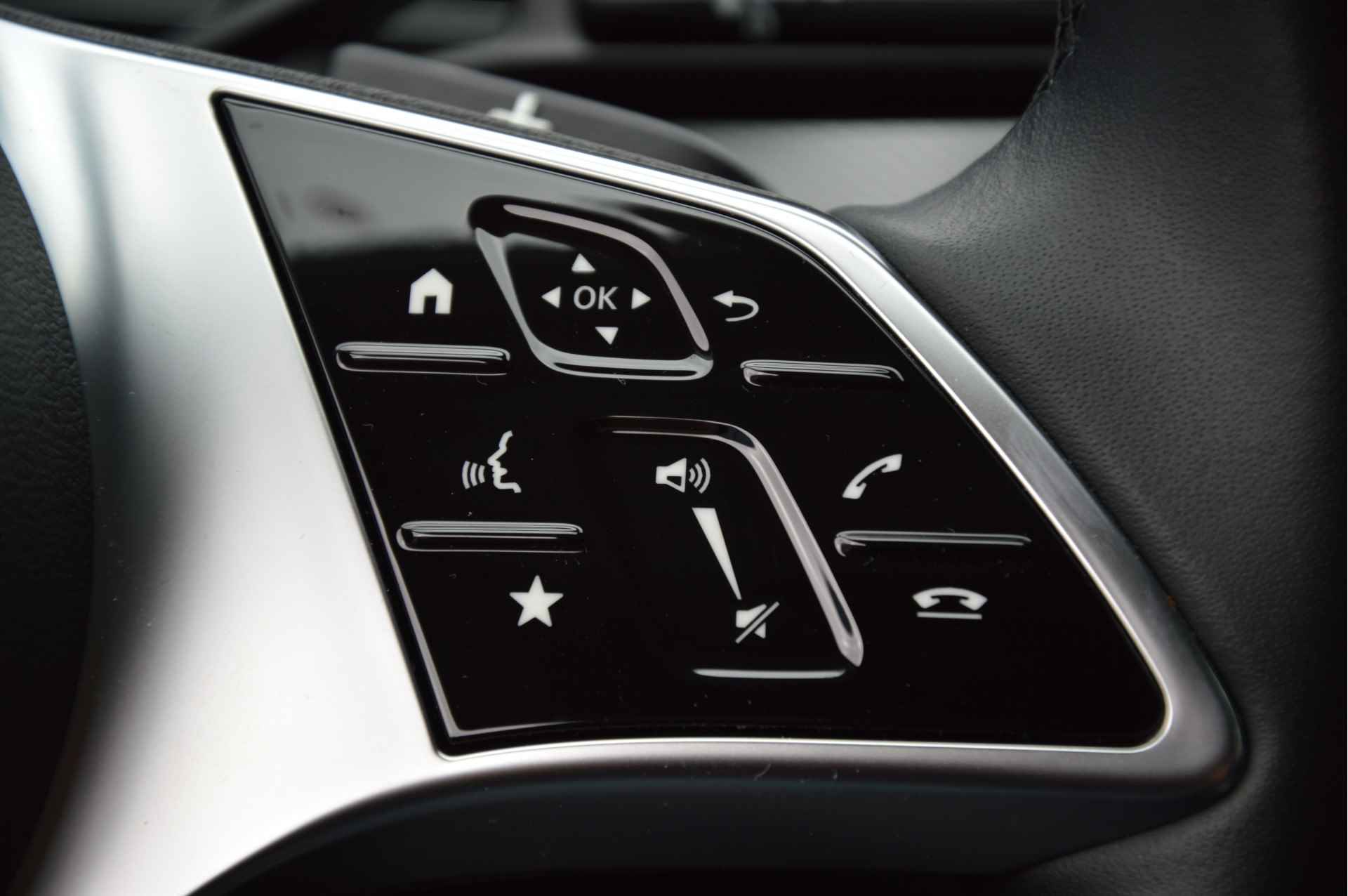 Mercedes-Benz C-Klasse 180 AUTOMAAT | AVANTGARDE | LED | SFEERVERLICHTING | NAVI | CAMERA | ENZ - 17/37