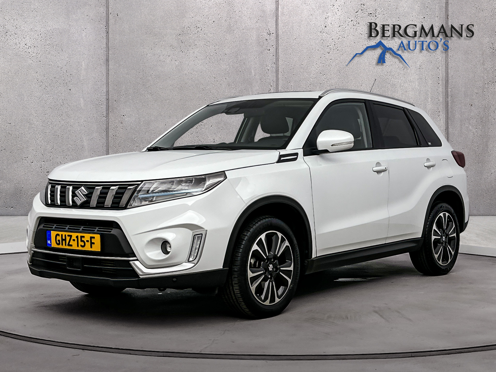 Suzuki Vitara 1.4 Boosterjet Style Smart Hybrid AllGrip // PANORAMA // KEYLESS // LEDER //