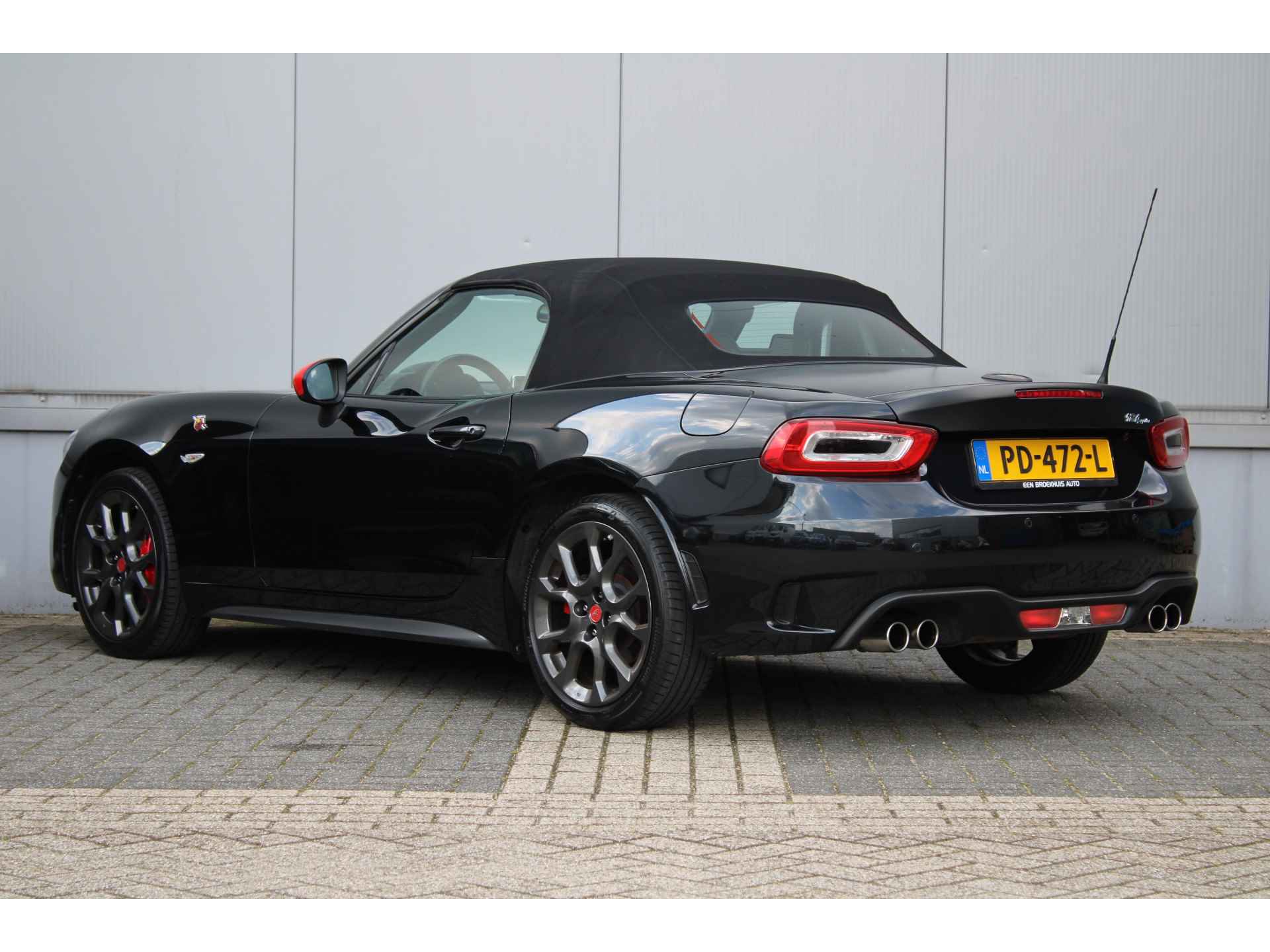 Fiat Spider Abarth 1.4 MultiAir Turbo - 4/48