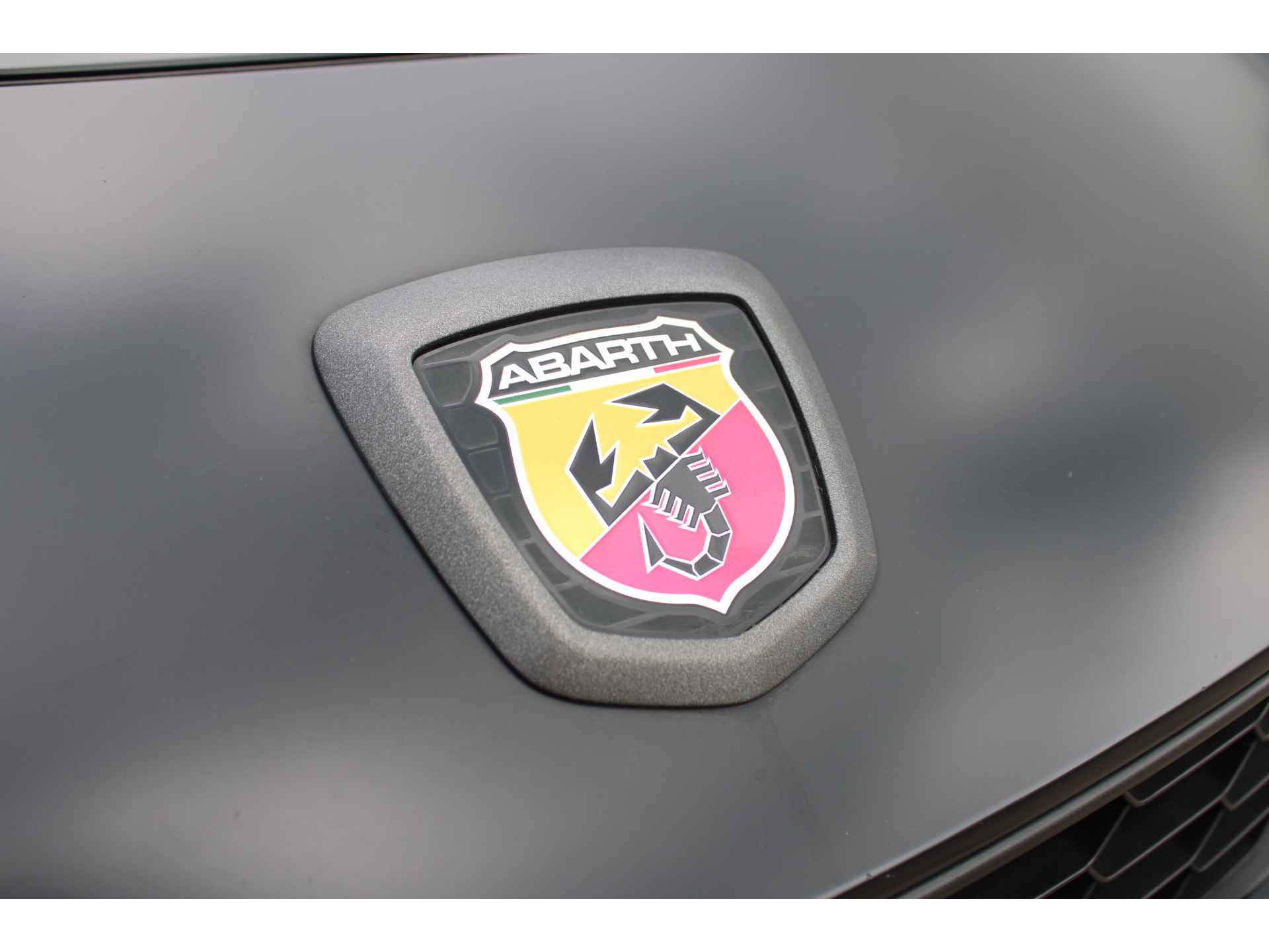 Fiat Spider Abarth 1.4 MultiAir Turbo - 14/48