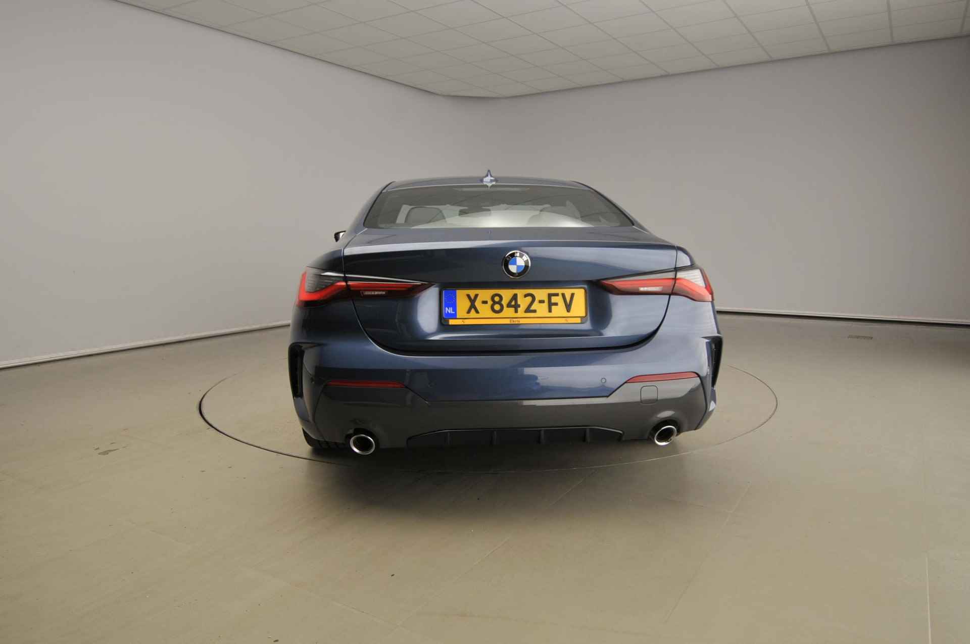 BMW 4 Serie Coupe 430i | M-Sportpakket | LED | Navigatie | Sportstoelen | Active cruise | DAB | Hifi speakers | Alu 18 inch - 4/40