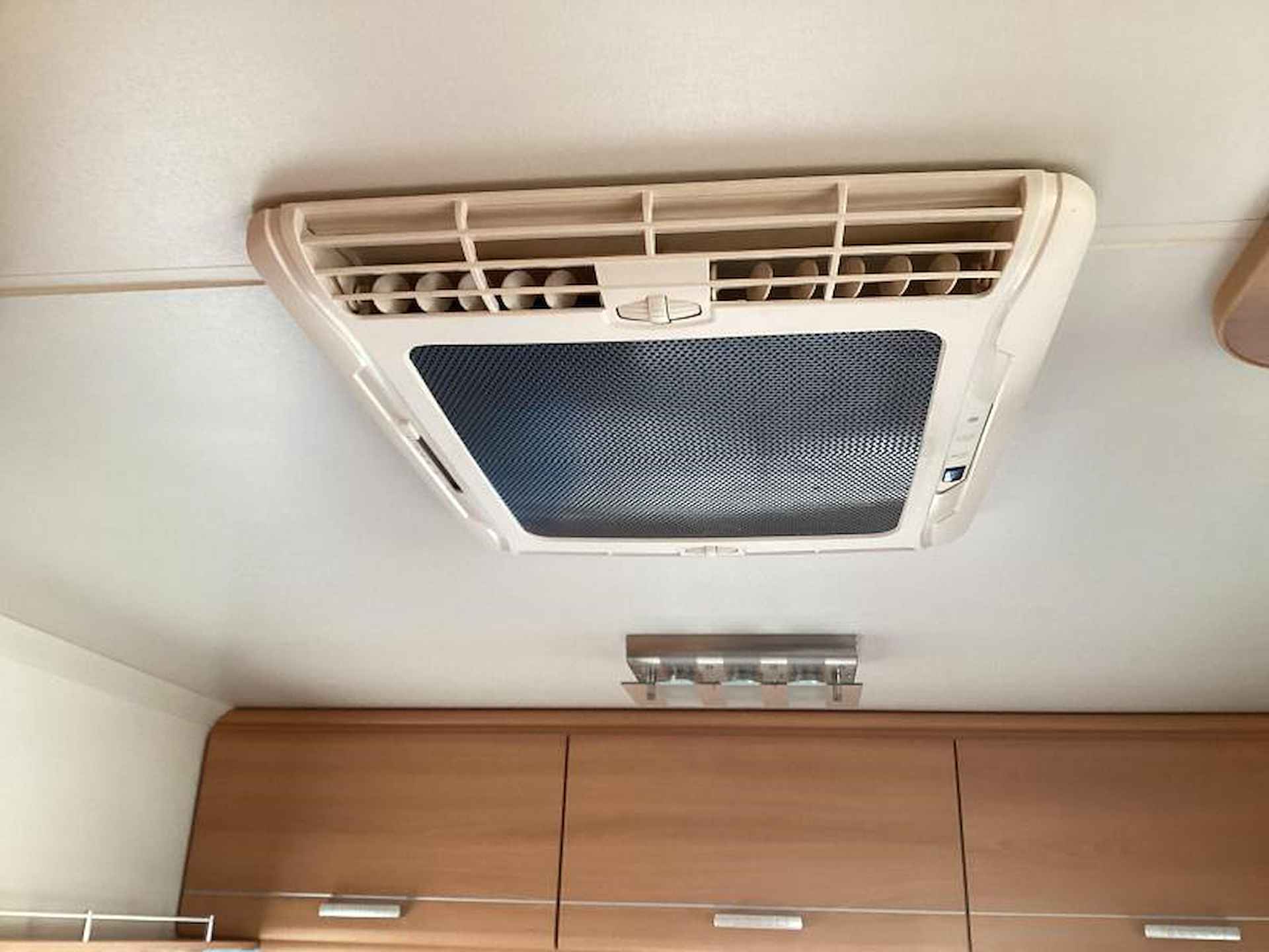 Caravelair Antares 375 mover/airco/fietsenrek. - 16/19